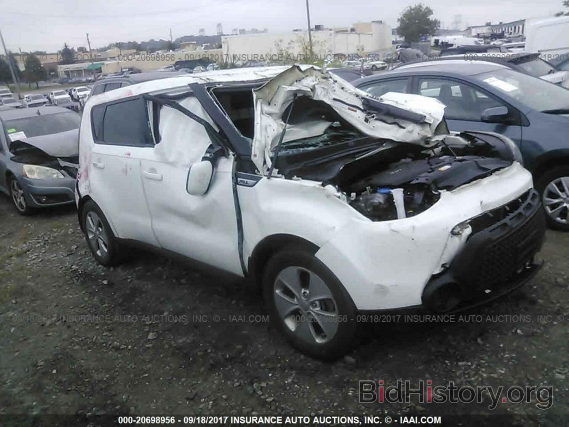 Photo KNDJN2A2XF7125685 - Kia Soul 2015