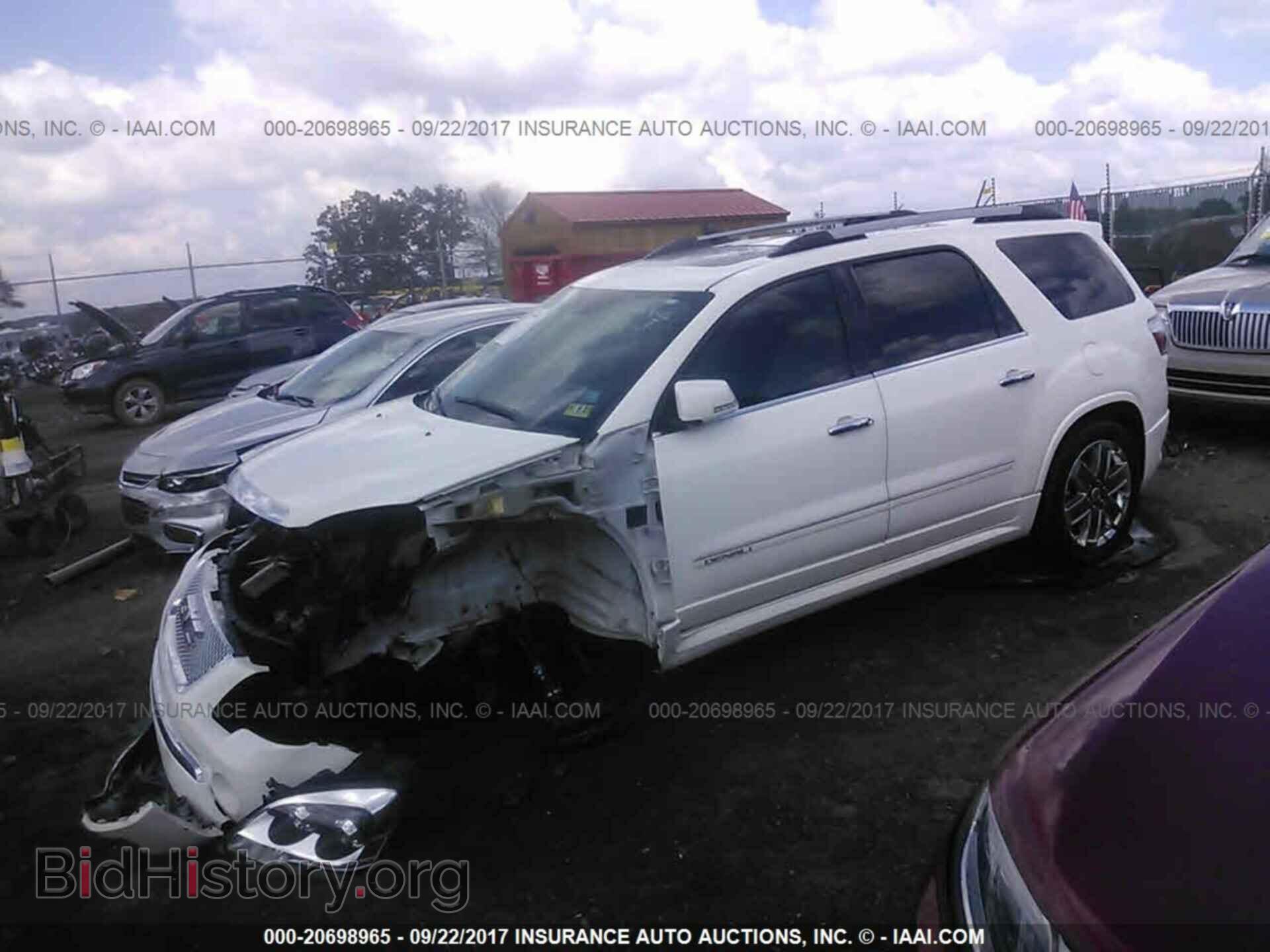 2011 Gmc Acadia - VIN: 1GKKVTED1BJ342033 - Photo 2