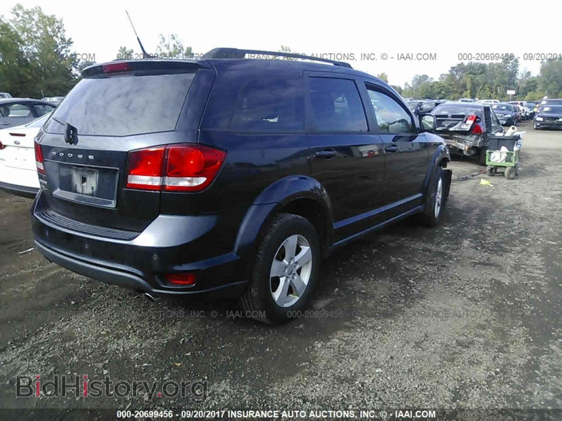 2011 Dodge Journey - VIN: 3D4PG1FG1BT539174 - Фото 4