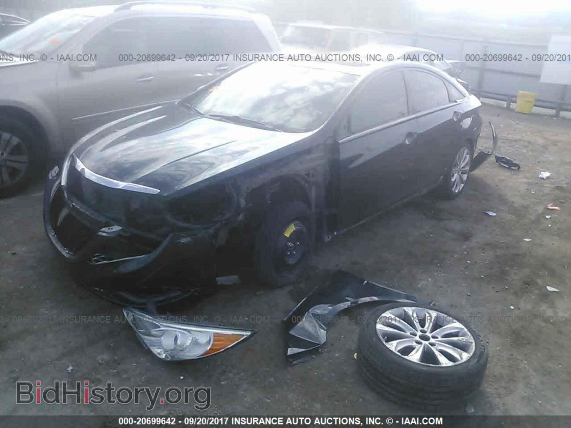 2012 Hyundai Sonata - VIN: 5NPEC4AB0CH425567 - Photo 2