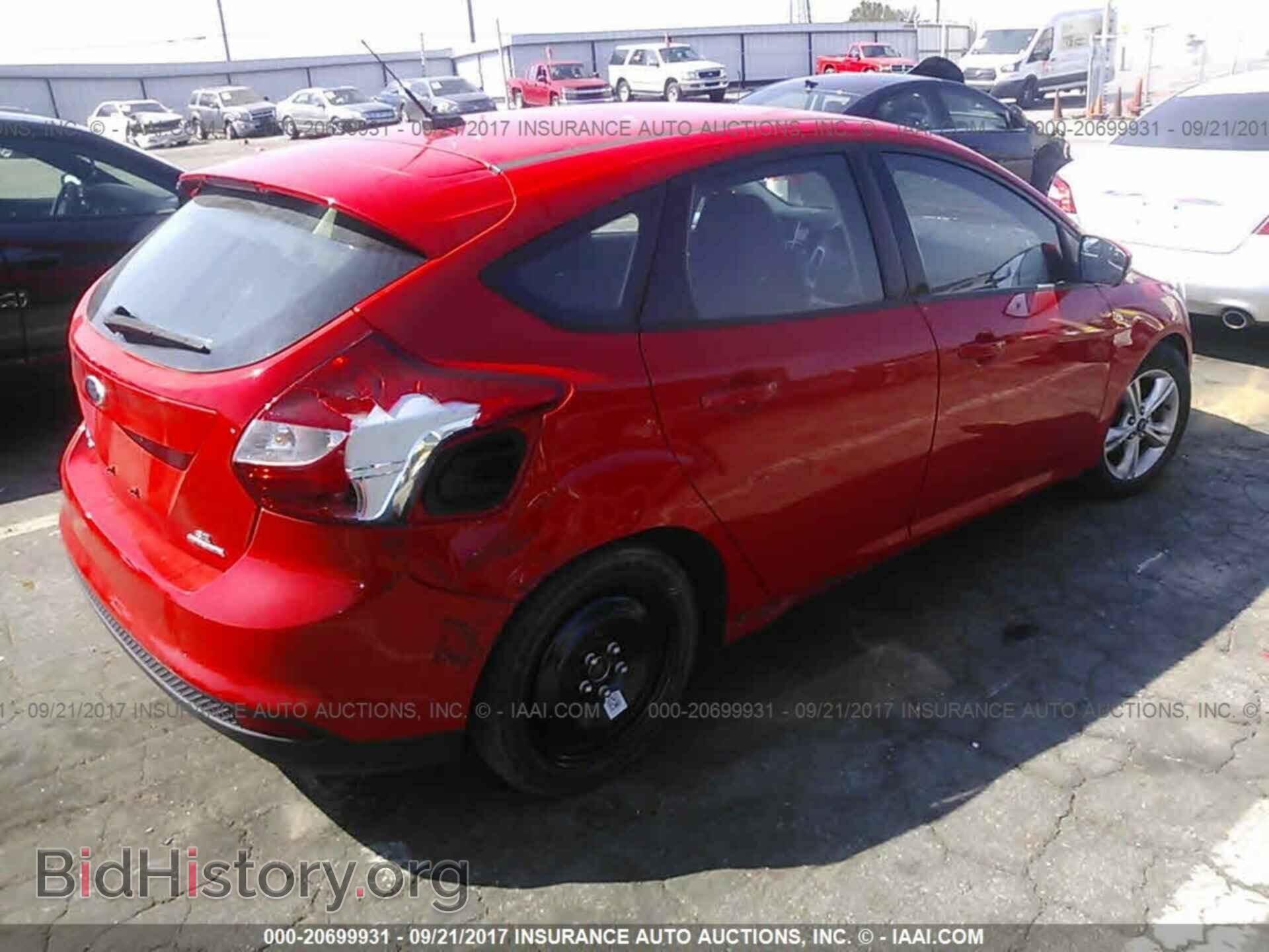 2014 Ford Focus - VIN: 1FADP3K28EL119360 - Photo 4