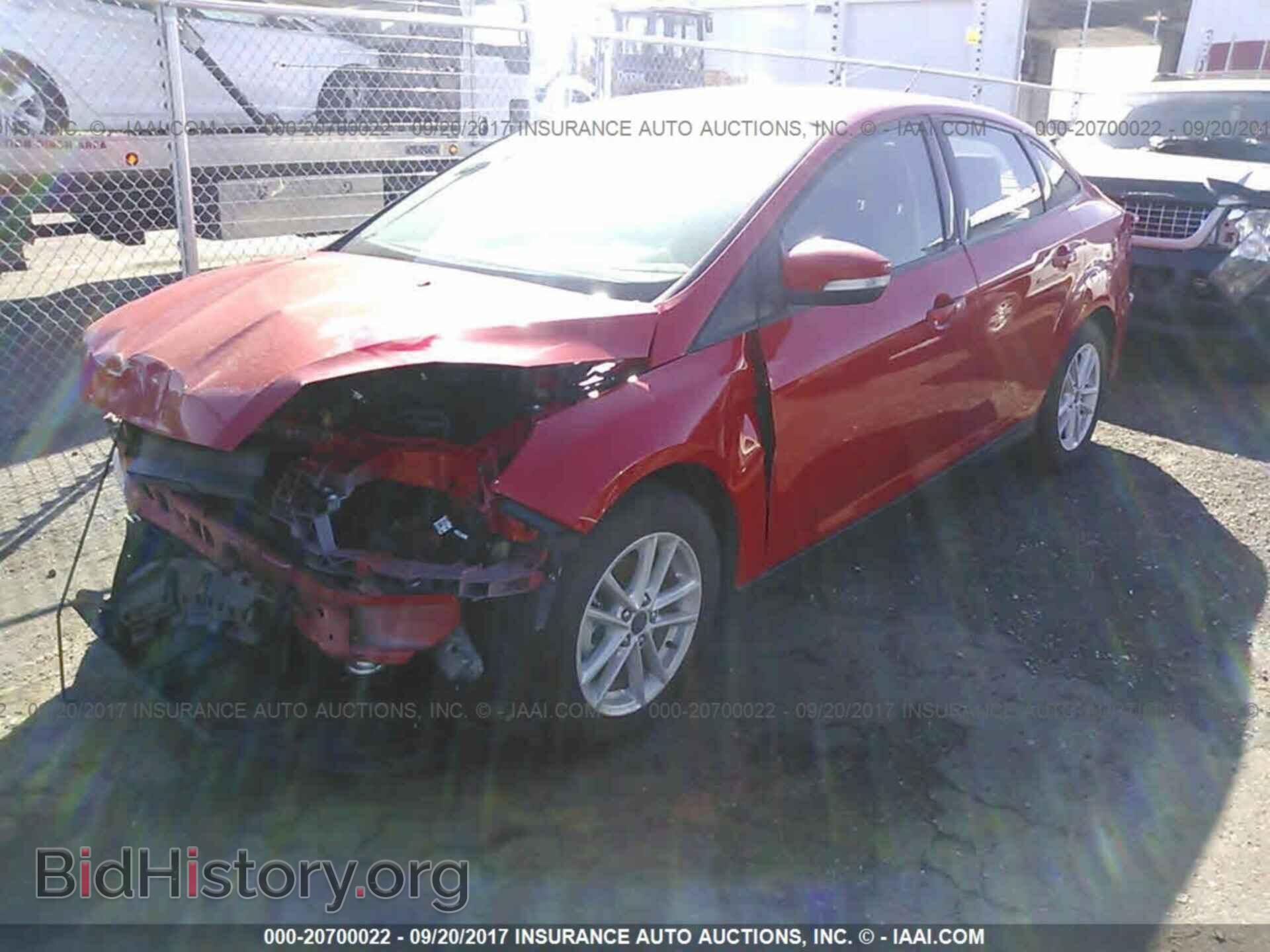 2017 Ford Focus - VIN: 1FADP3F23HL277345 - Photo 2