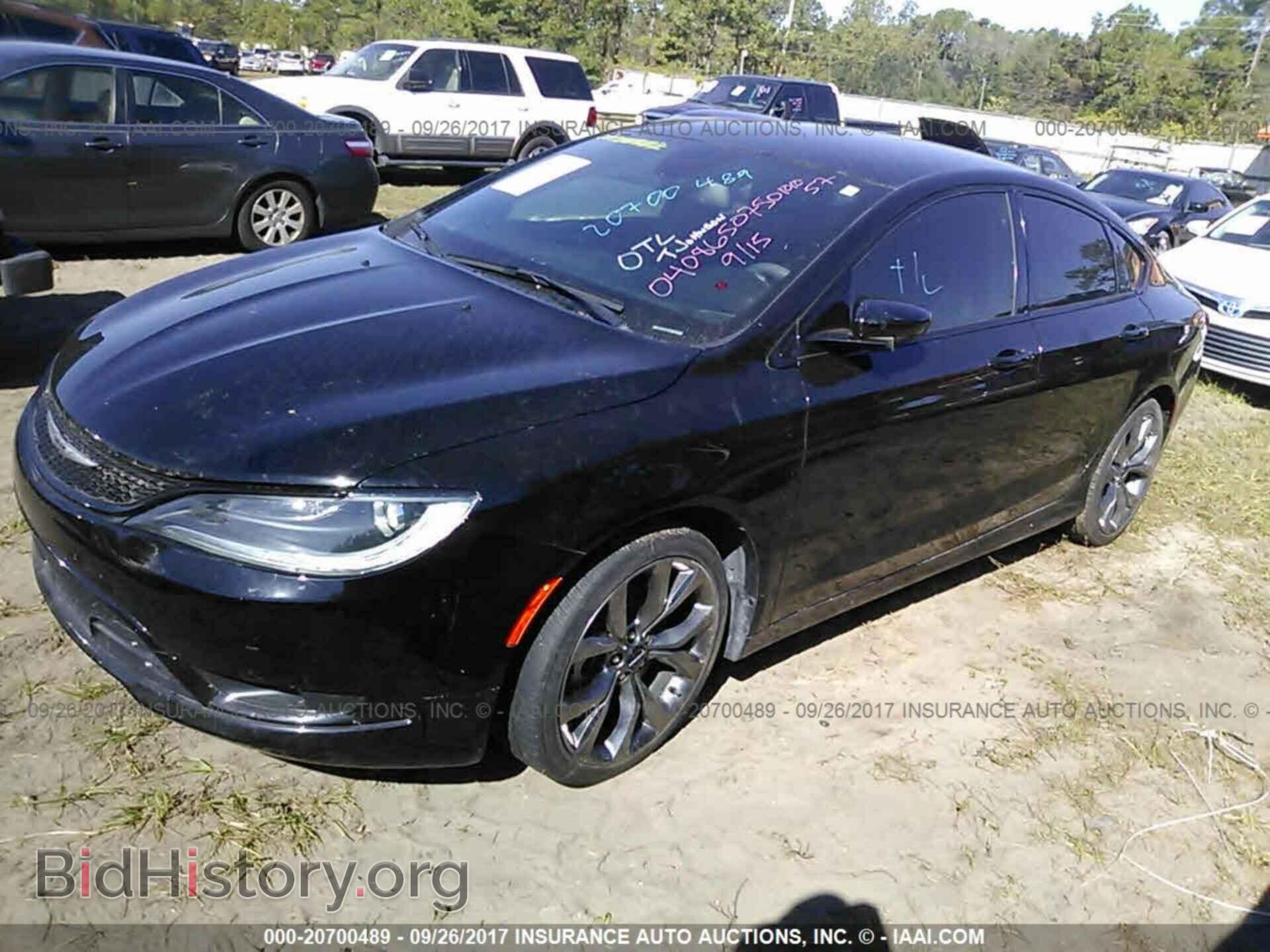 2016 Chrysler 200 - VIN: 1C3CCCBB6GN148207 - Photo 2