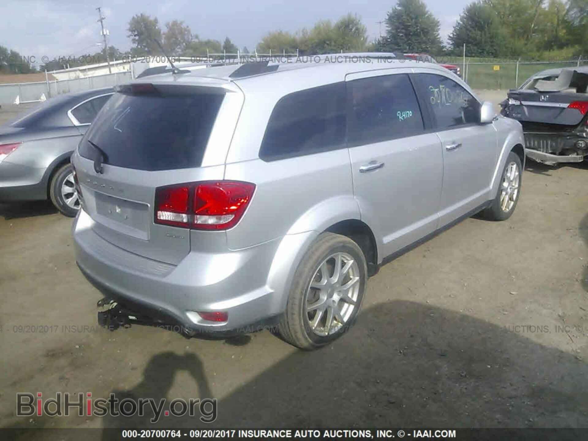 2012 Dodge Journey - VIN: 3C4PDCDG0CT296527 - Фото 4