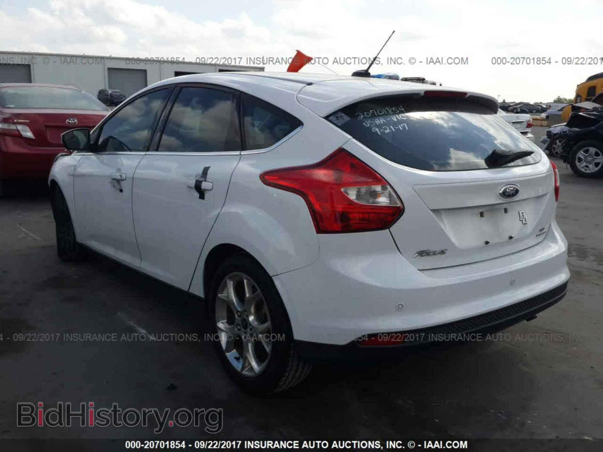 2012 Ford Focus - VIN: 1FAHP3M28CL466036 - Photo 3