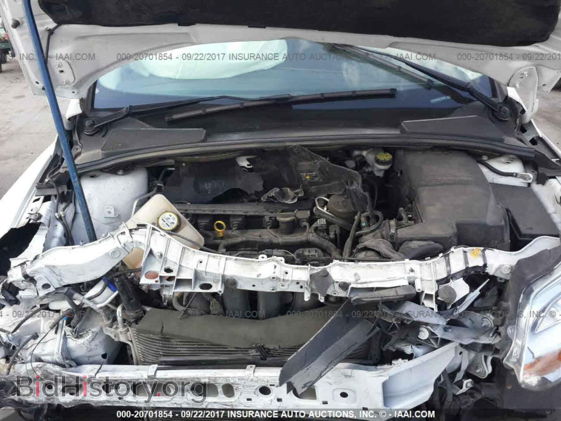 2012 Ford Focus - VIN: 1FAHP3M28CL466036 - Photo 10