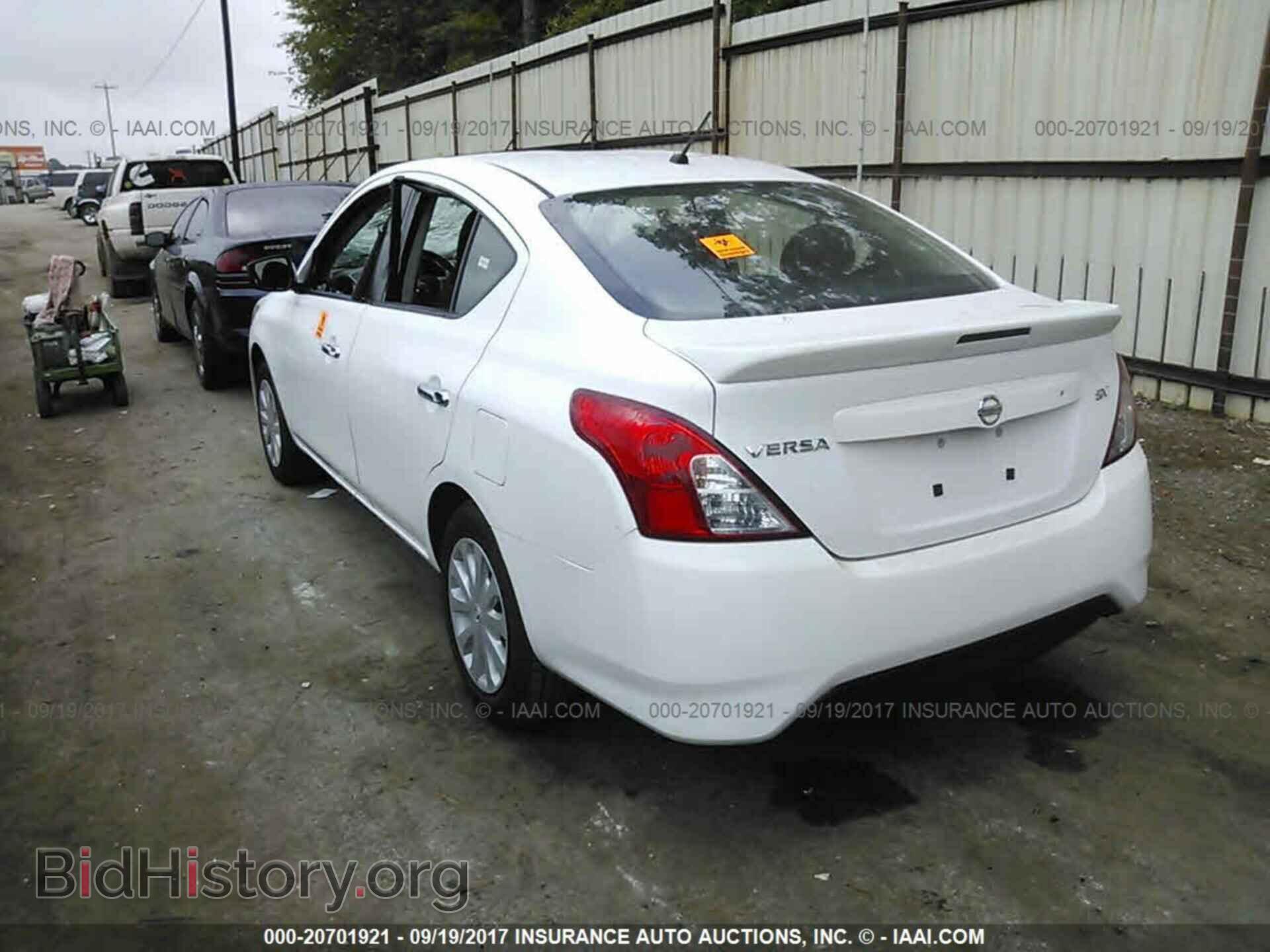 2017 Nissan Versa - VIN: 3N1CN7AP3HL845378 - Фото 3