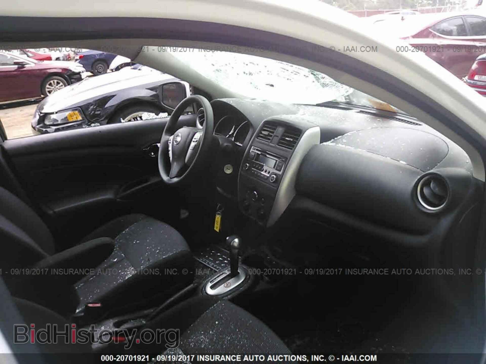 2017 Nissan Versa - VIN: 3N1CN7AP3HL845378 - Фото 5