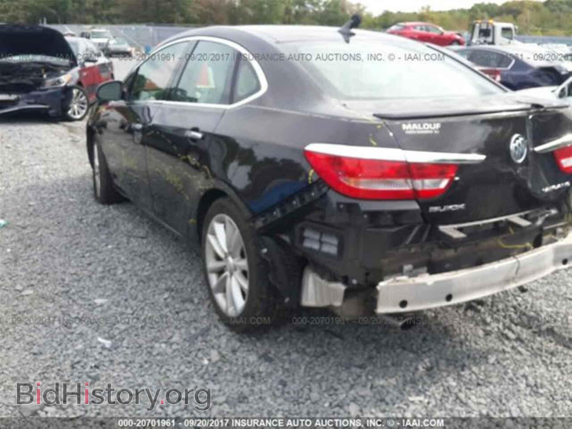 2014 Buick Verano - VIN: 1G4PR5SK4E4145103 - Photo 3