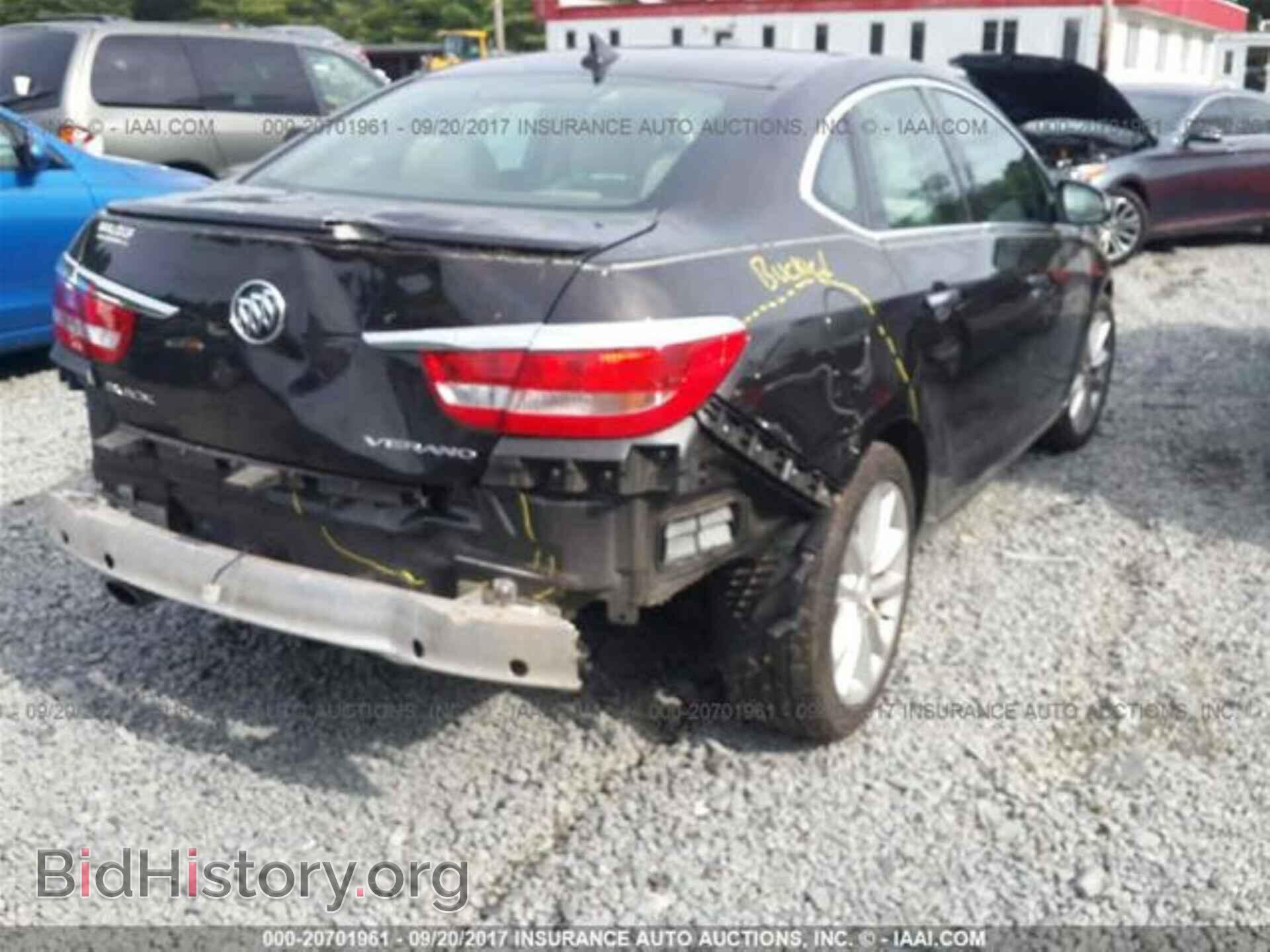 2014 Buick Verano - VIN: 1G4PR5SK4E4145103 - Photo 4