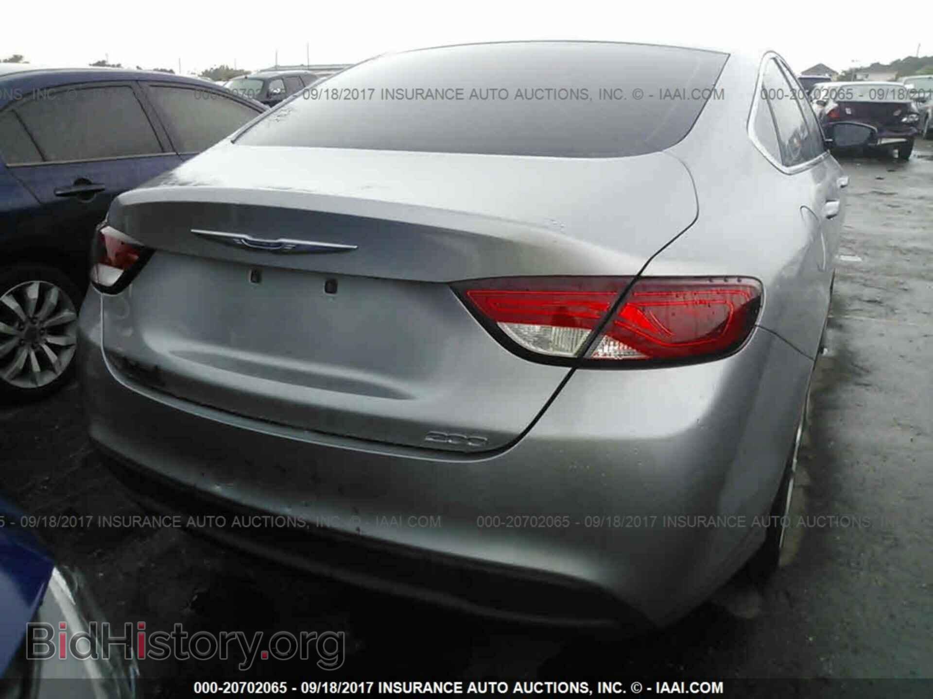 2016 Chrysler 200 - VIN: 1C3CCCFB5GN182097 - Фото 4