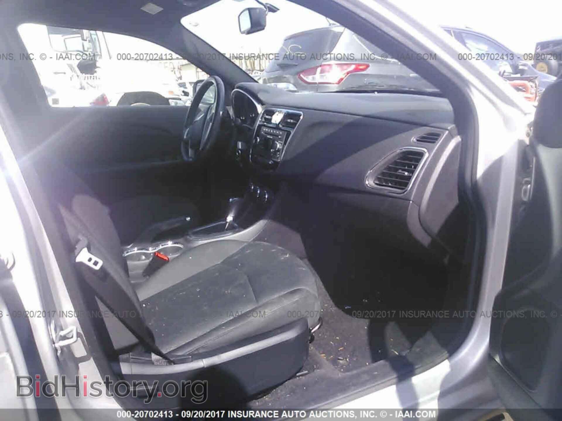 2012 Chrysler 200 - VIN: 1C3CCBBB7CN101952 - Photo 5
