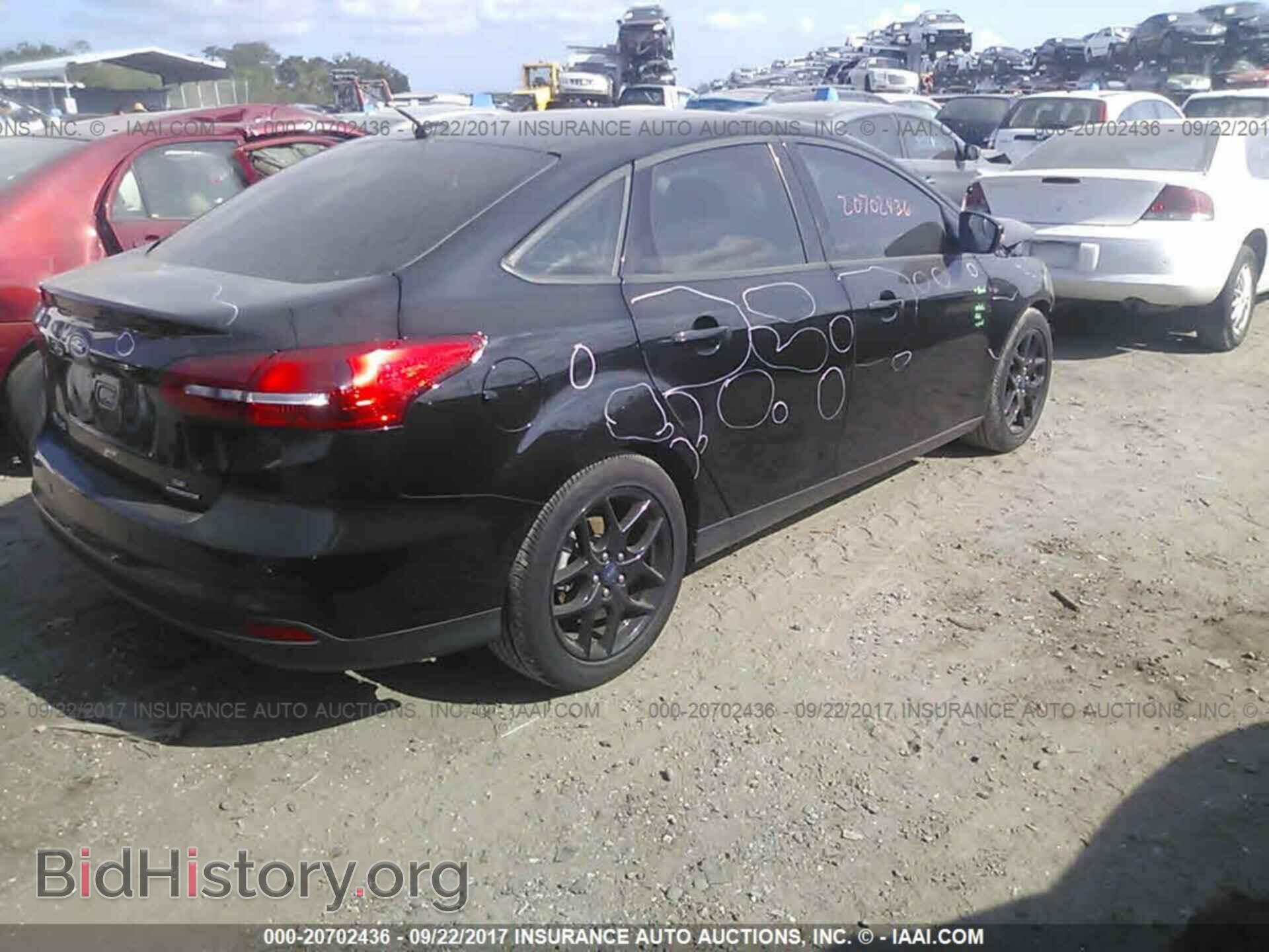 2016 Ford Focus - VIN: 1FADP3F23GL321066 - Фото 4