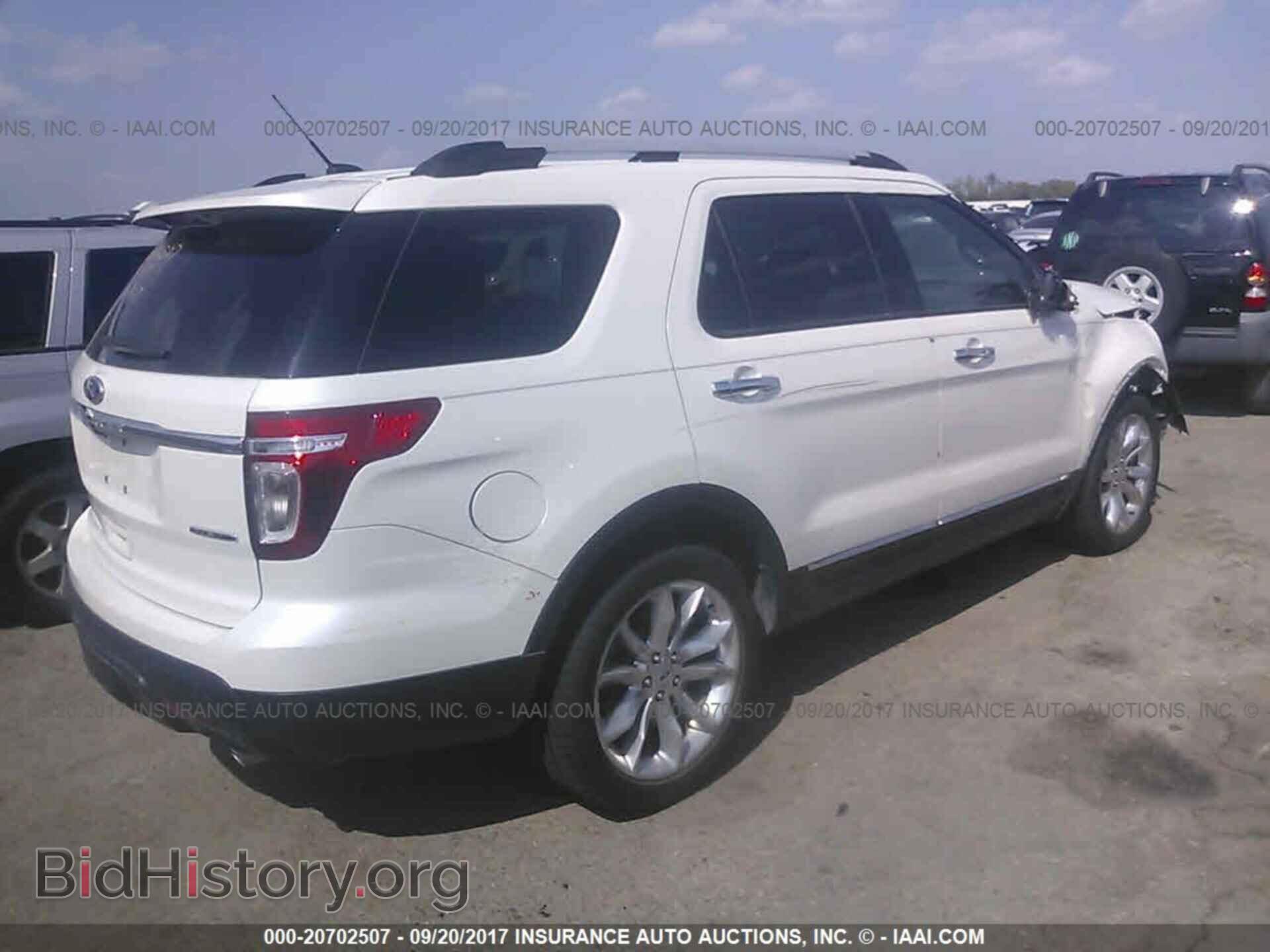 2013 Ford Explorer - VIN: 1FM5K7D82DGC67724 - Photo 4