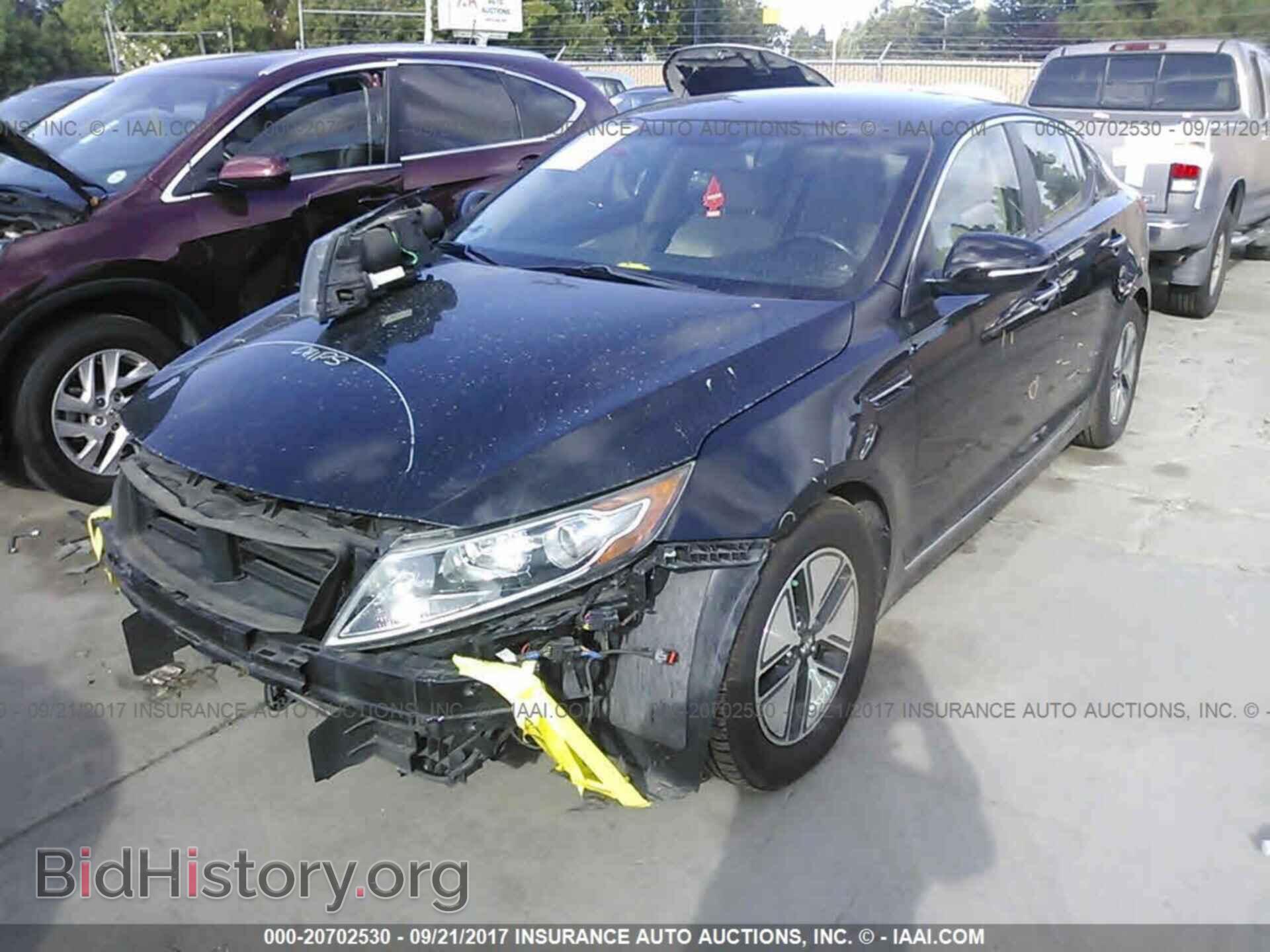2011 Kia Optima - VIN: KNAGM4AD4B5005829 - Фото 2
