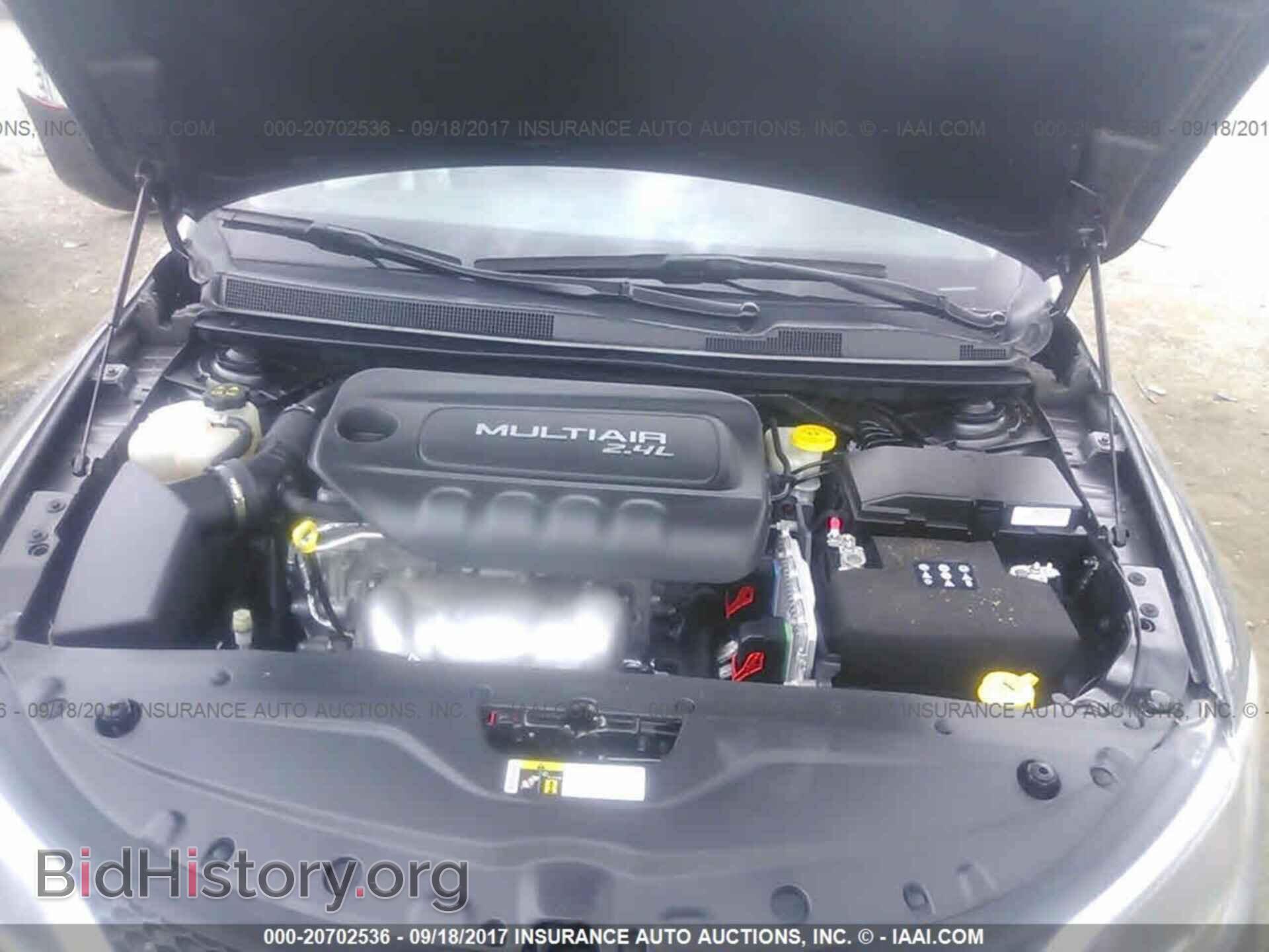 2015 Chrysler 200 - VIN: 1C3CCCAB6FN538207 - Photo 10