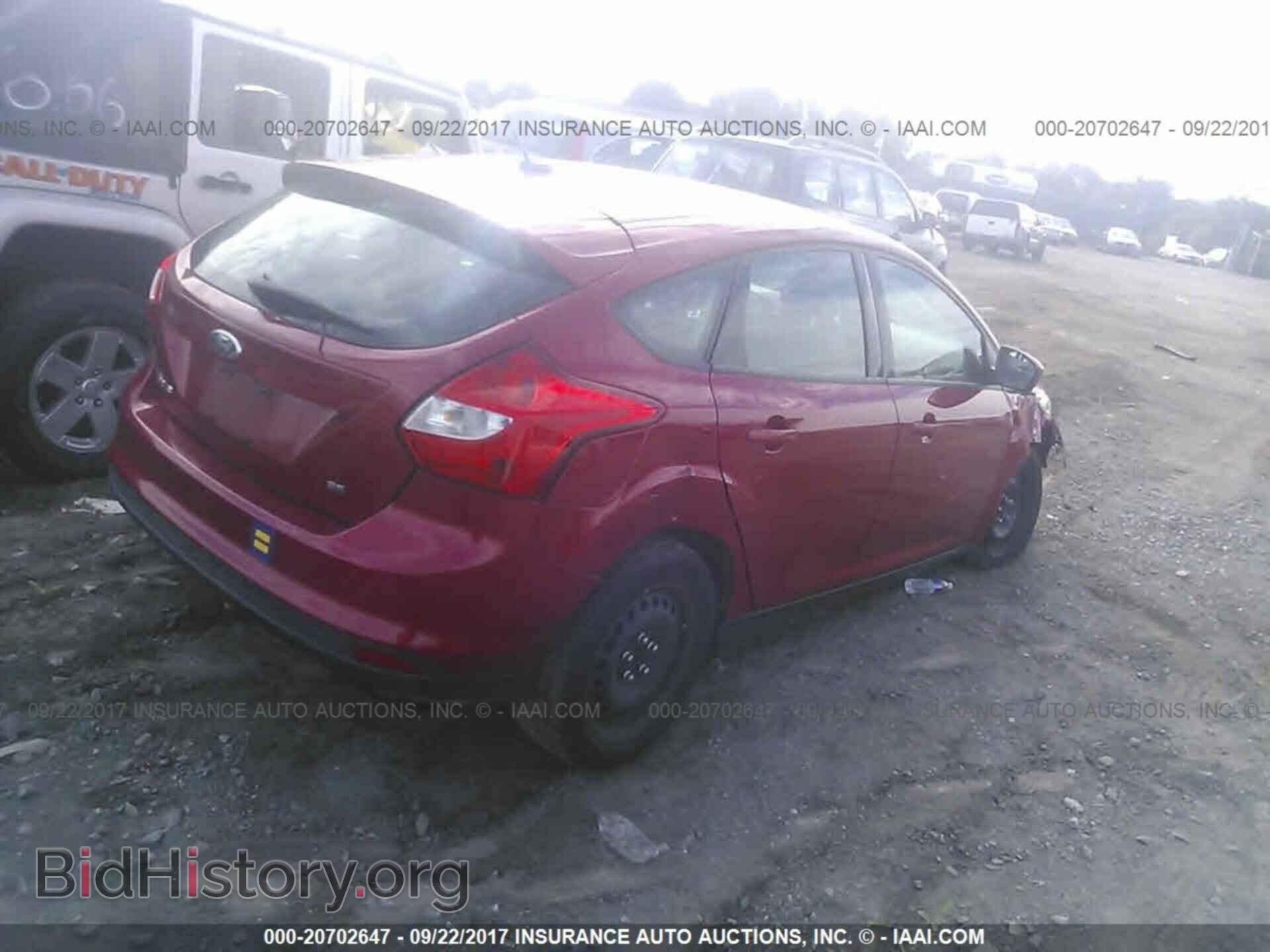 2012 Ford Focus - VIN: 1FAHP3K28CL224138 - Photo 4