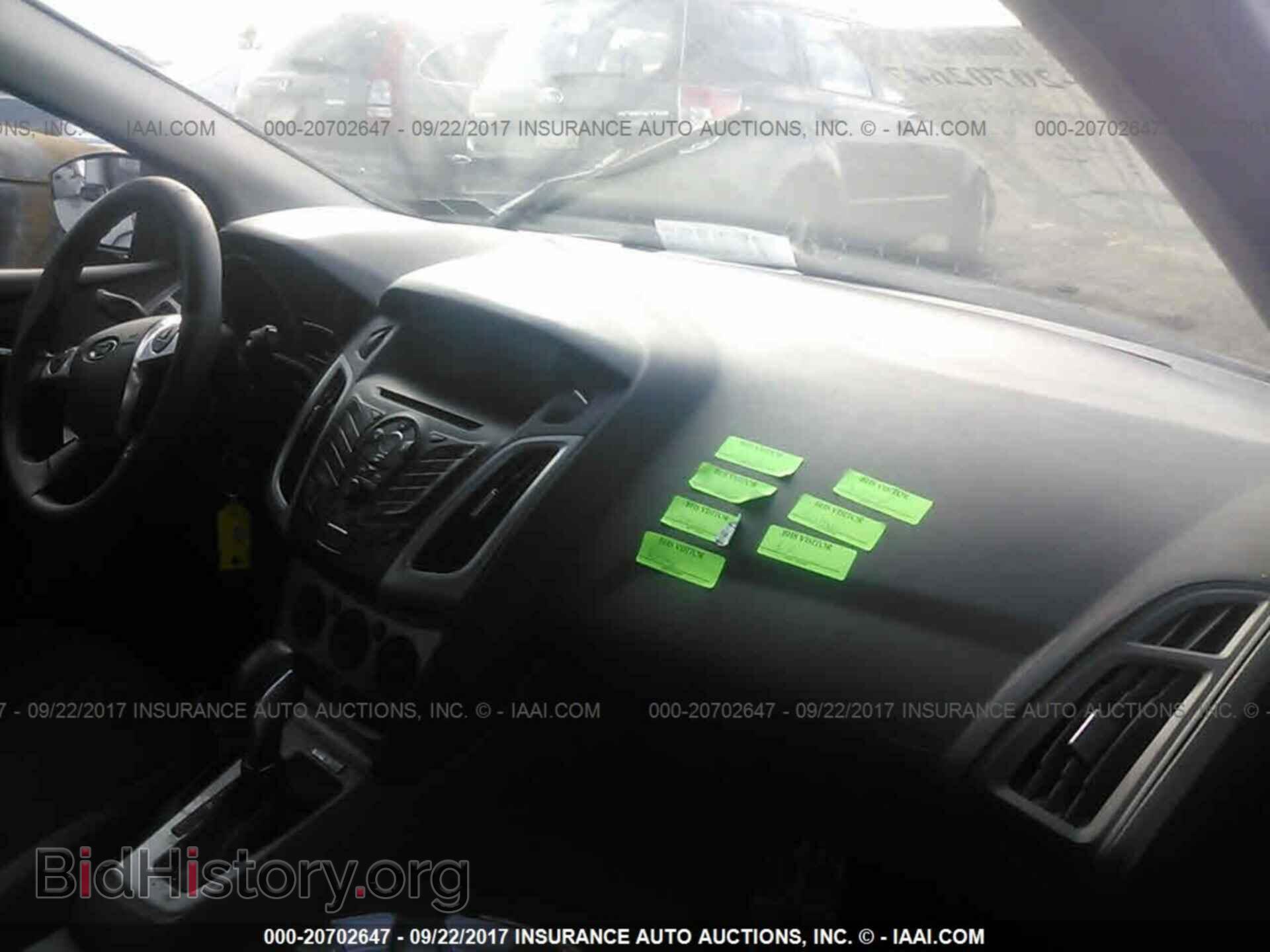 2012 Ford Focus - VIN: 1FAHP3K28CL224138 - Photo 5
