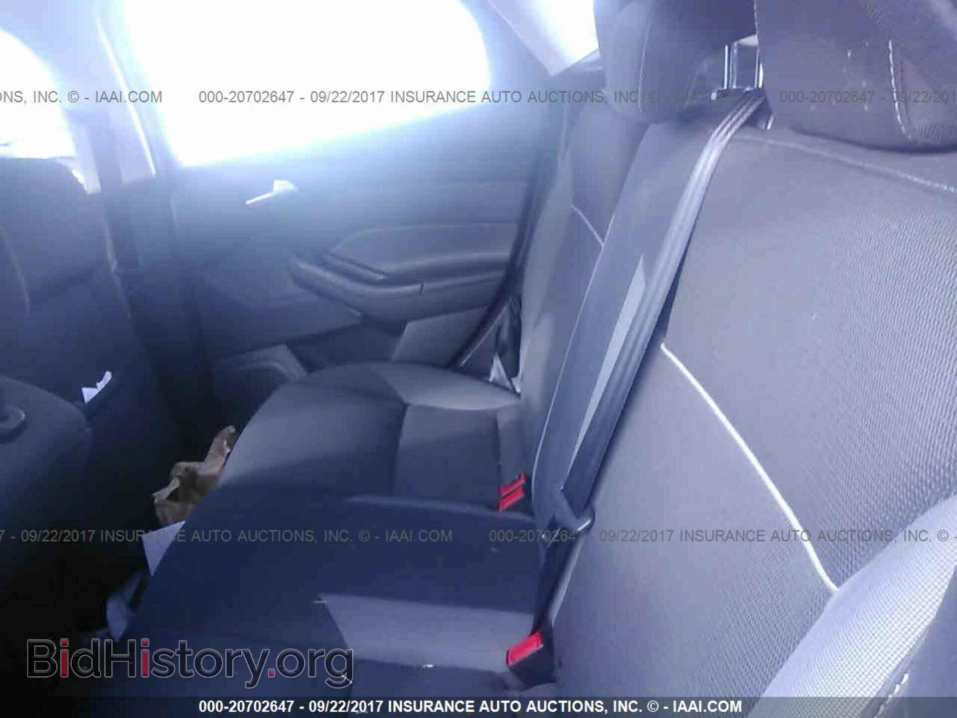 2012 Ford Focus - VIN: 1FAHP3K28CL224138 - Photo 8