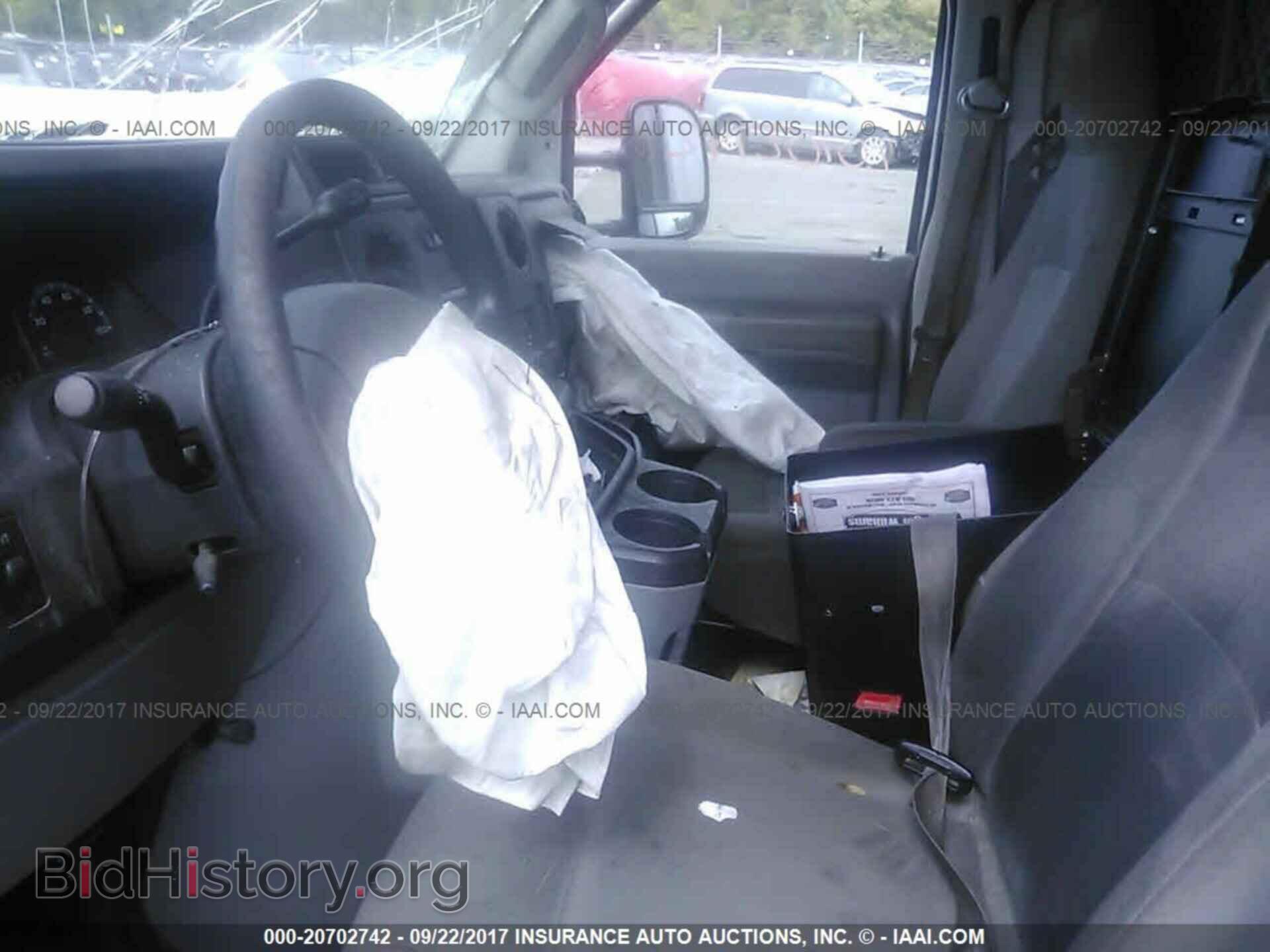2011 Ford Econoline - VIN: 1FTNE1EW7BDA95811 - Фото 5