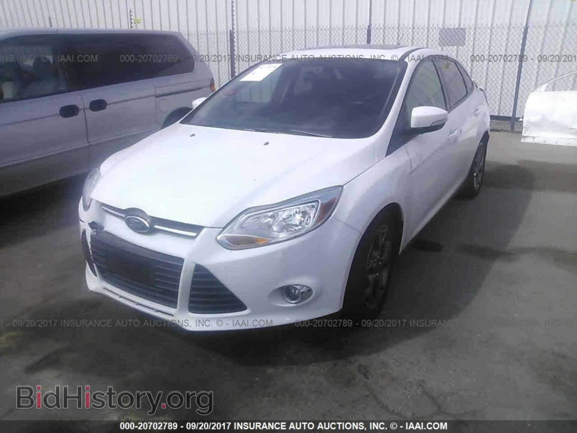 2013 Ford Focus - VIN: 1FADP3F20DL308867 - Фото 2