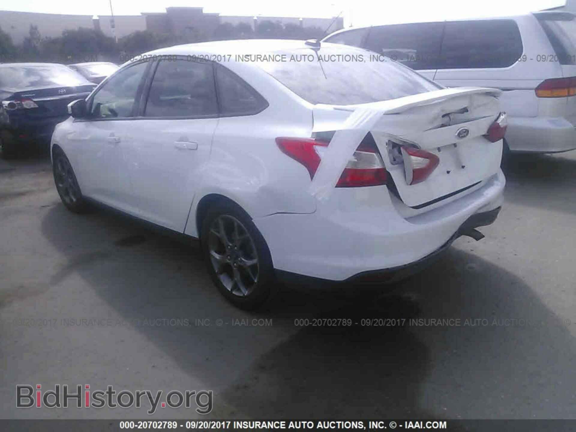 2013 Ford Focus - VIN: 1FADP3F20DL308867 - Фото 3