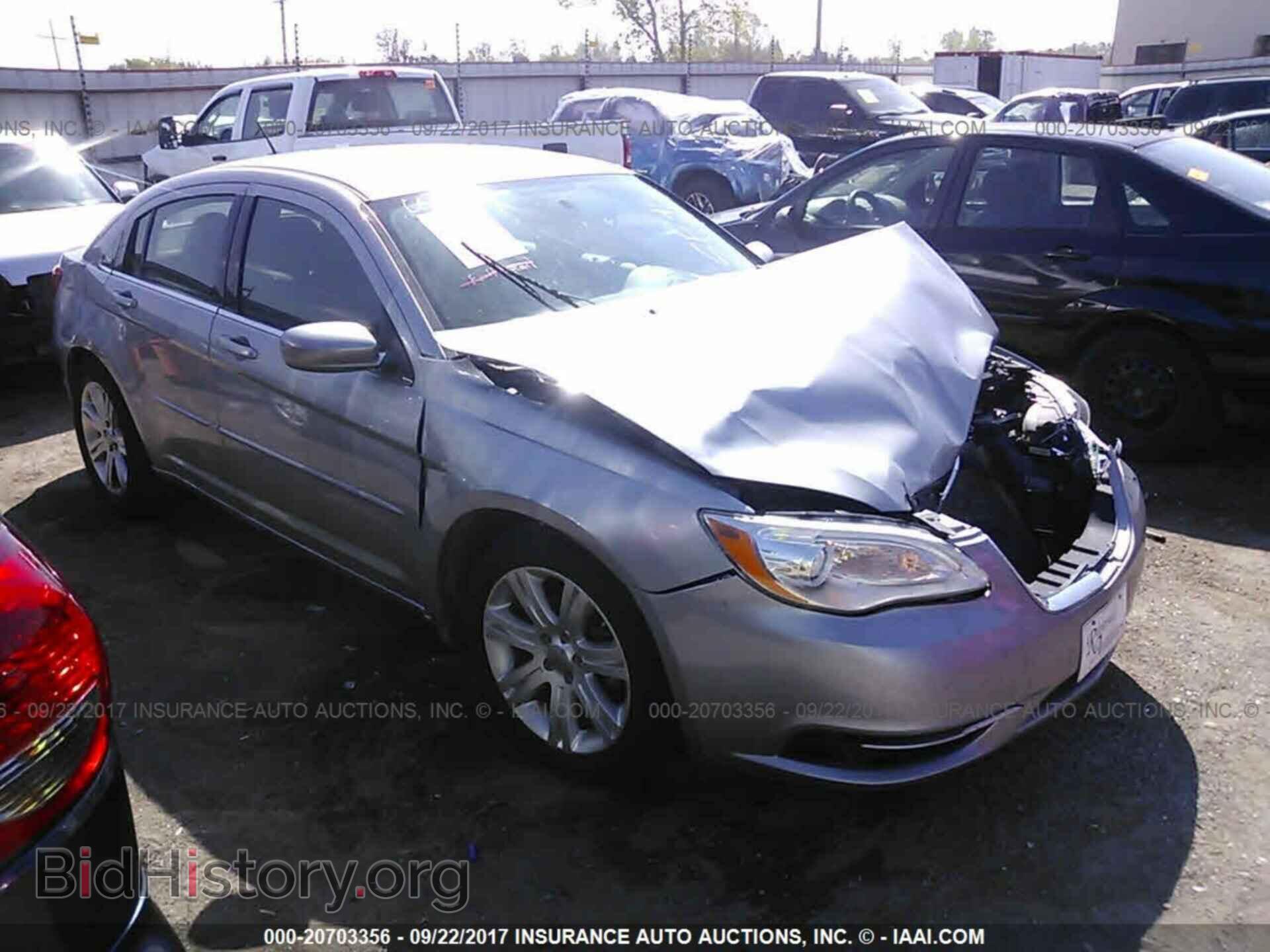 Фотография 1C3CCBBB3DN715026 - Chrysler 200 2013