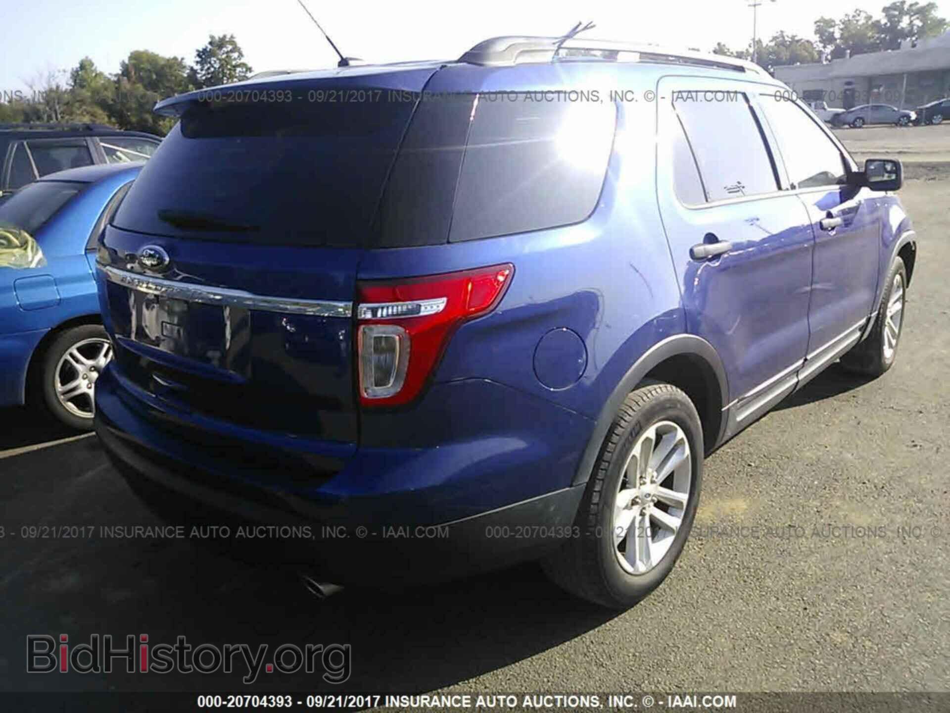 2015 Ford Explorer - VIN: 1FM5K7B82FGB22852 - Photo 4