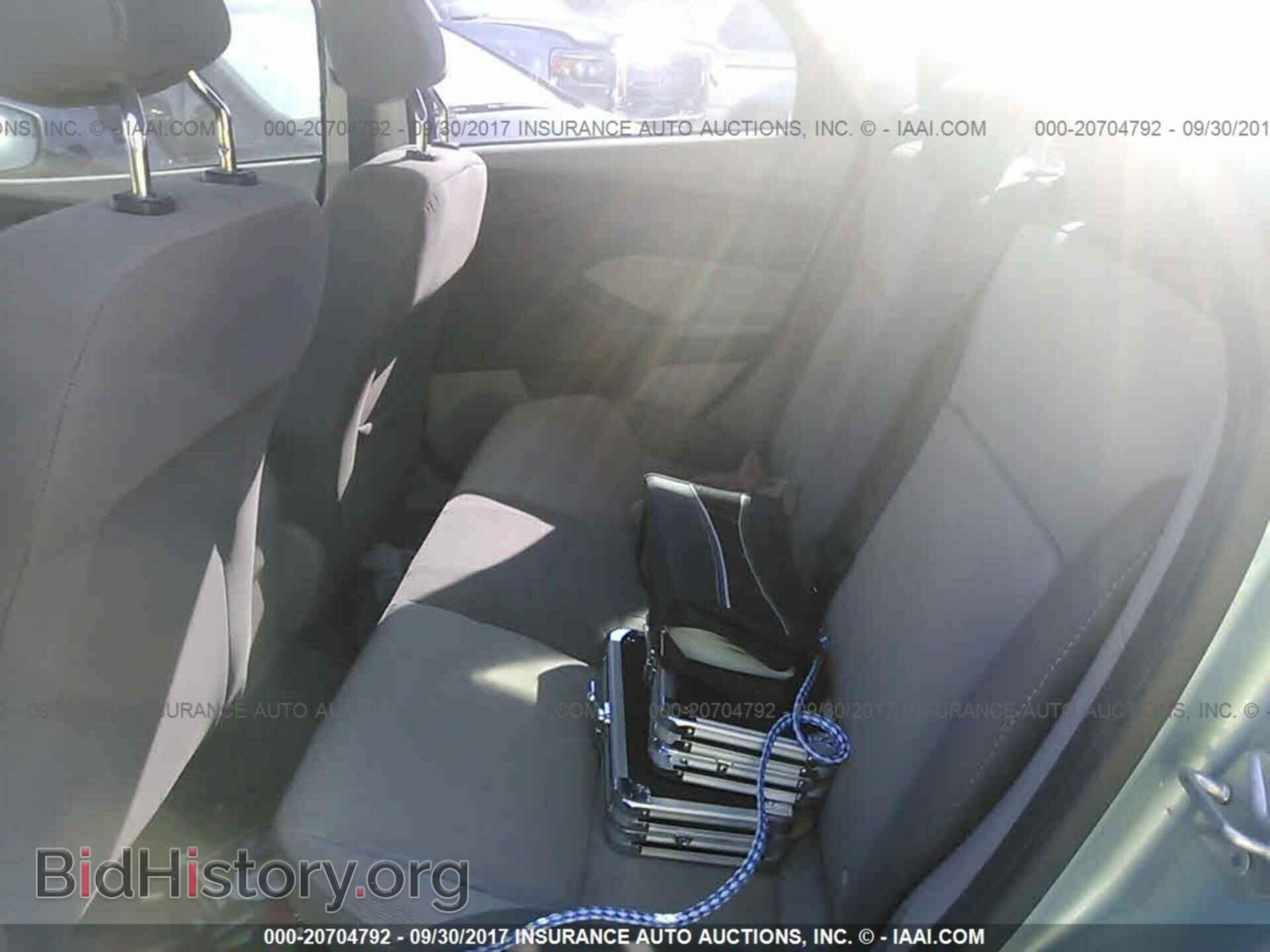 2012 Ford Focus - VIN: 1FAHP3F2XCL332996 - Photo 8