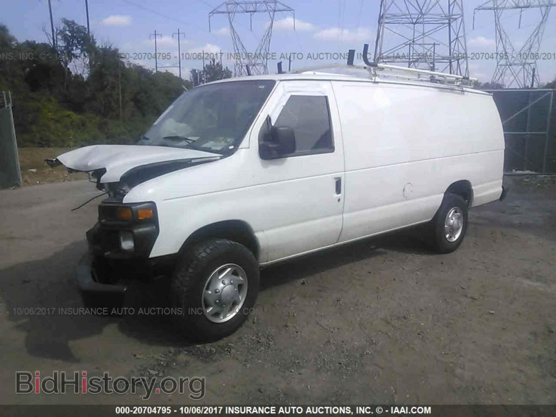 2013 Ford Econoline - VIN: 1FTSS3EL4DDA20855 - Фото 2