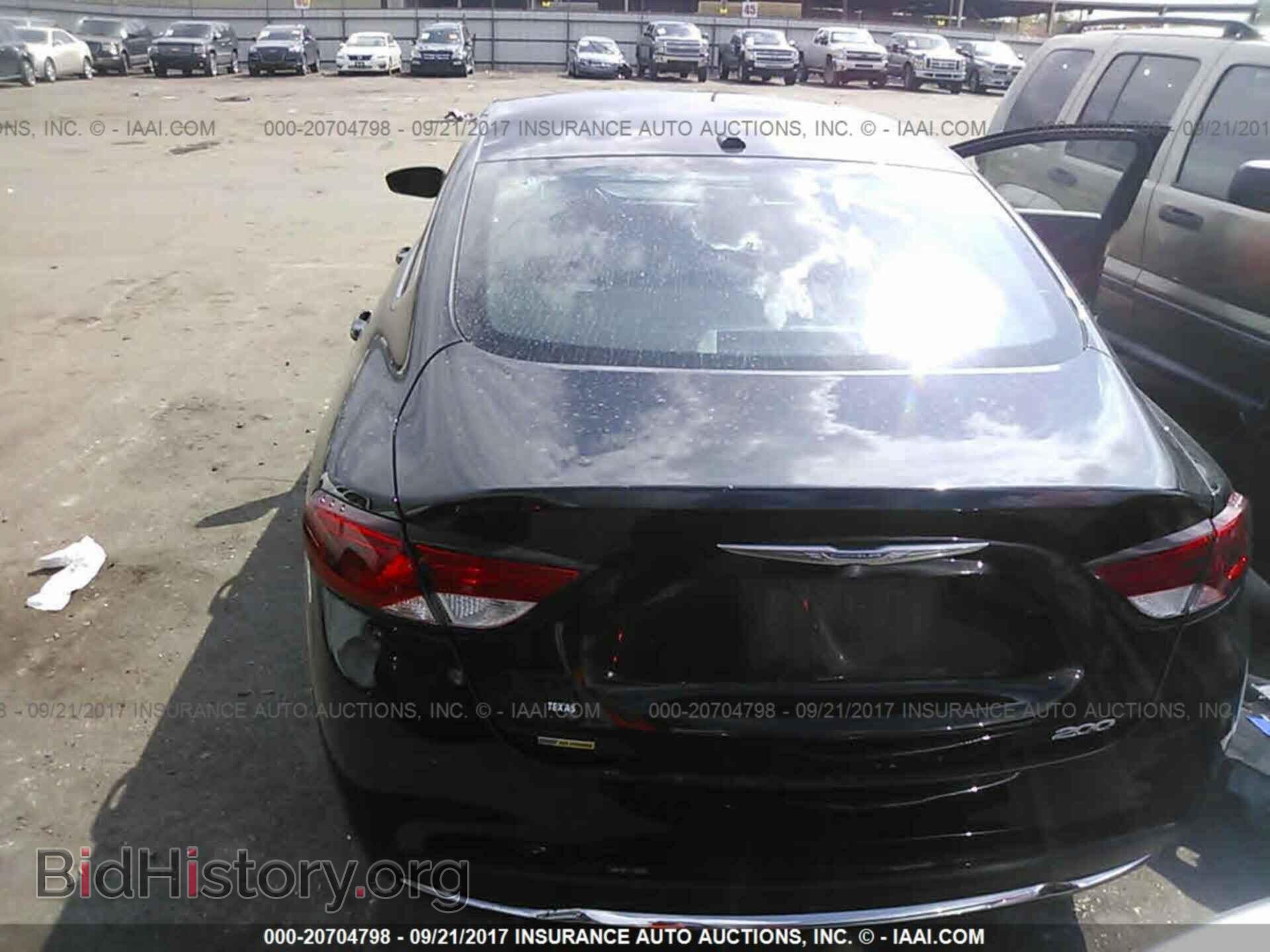 2015 Chrysler 200 - VIN: 1C3CCCAB2FN714332 - Photo 6