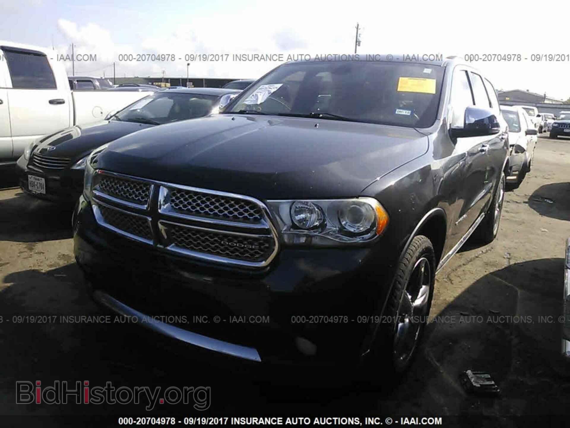 2011 Dodge Durango - VIN: 1D4RD5GG7BC711176 - Photo 2