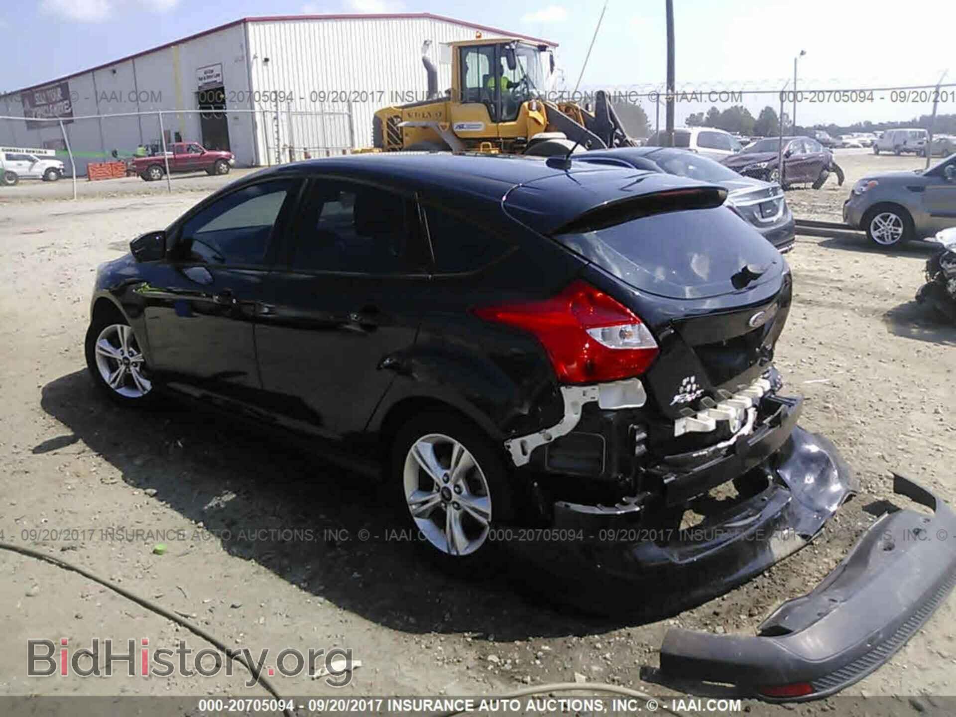 2012 Ford Focus - VIN: 1FAHP3K29CL352212 - Photo 3