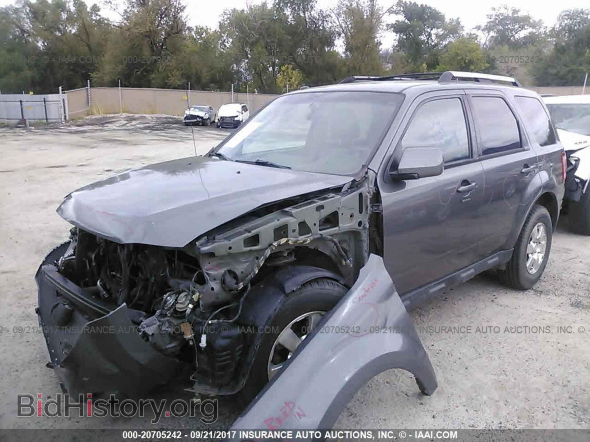 2011 Ford Escape - VIN: 1FMCU9E70BKB67232 - Фото 2
