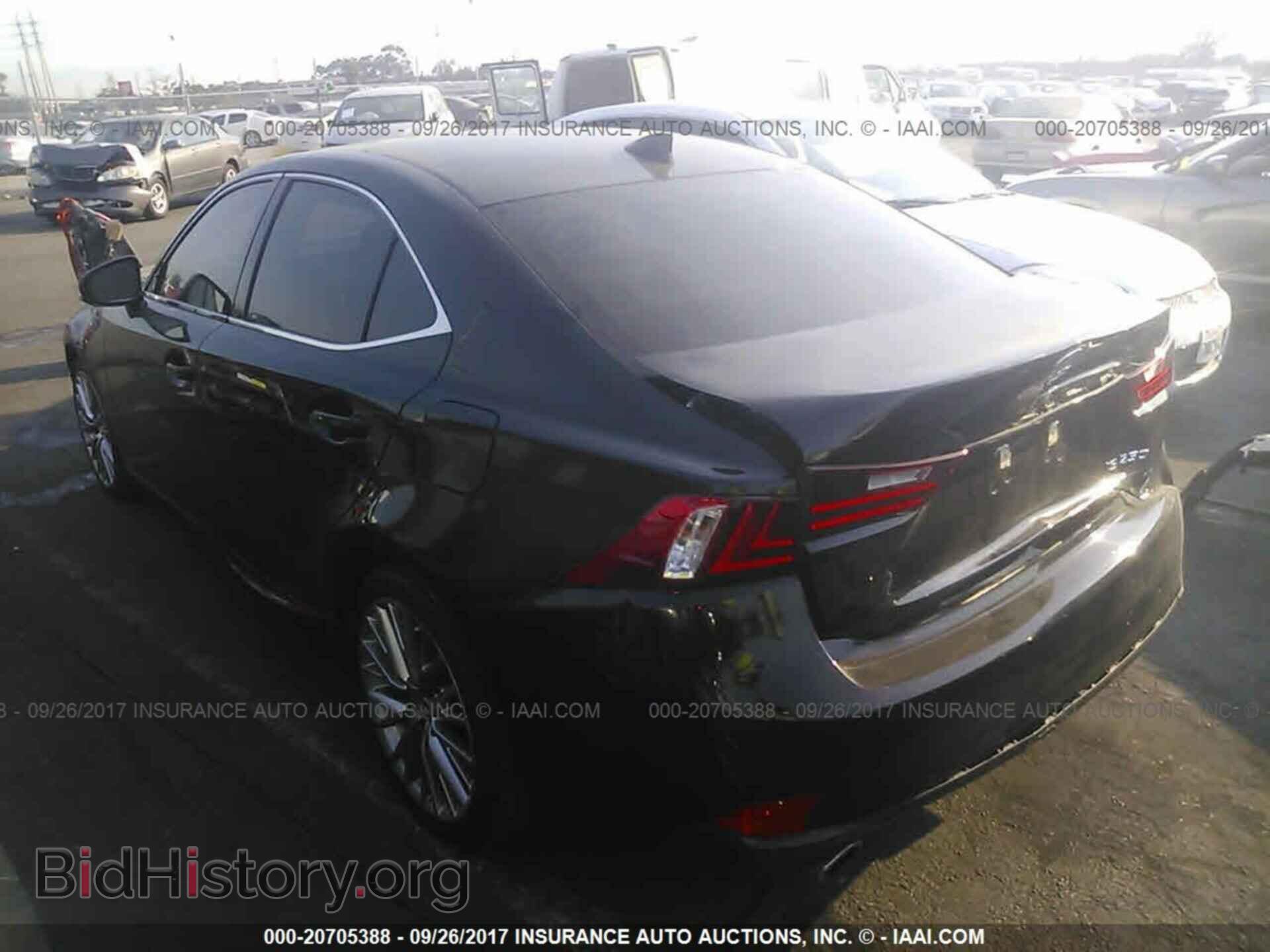 2014 Lexus Is - VIN: JTHBF1D27E5001146 - Photo 3