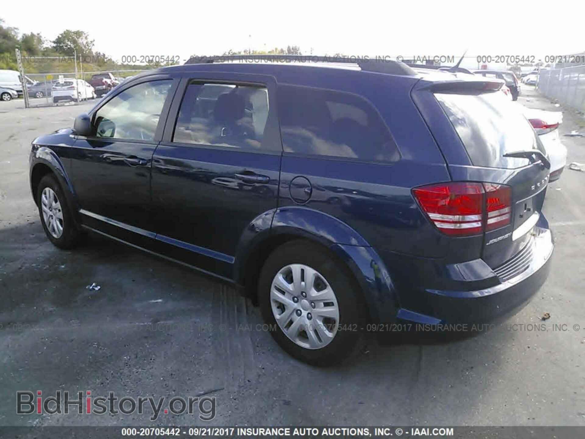 2017 Dodge Journey - VIN: 3C4PDCAB0HT516023 - Фото 3