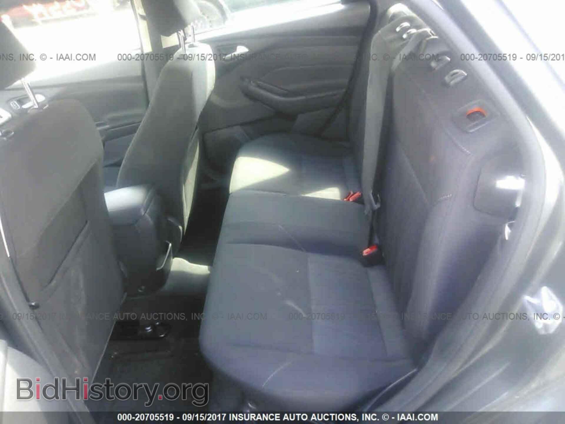 2015 Ford Focus - VIN: 1FADP3K26FL212959 - Photo 8