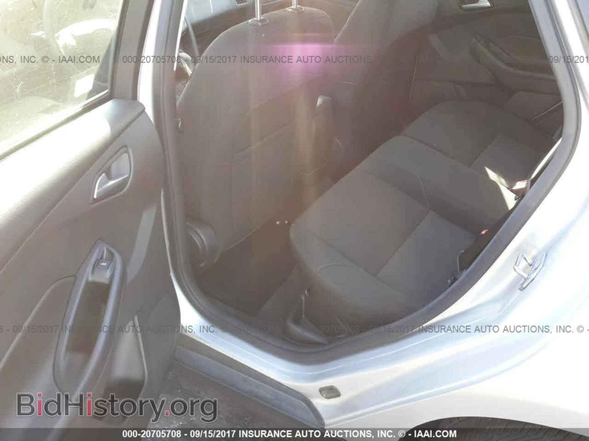 2017 Ford Focus - VIN: 1FADP3K20HL258886 - Фото 8