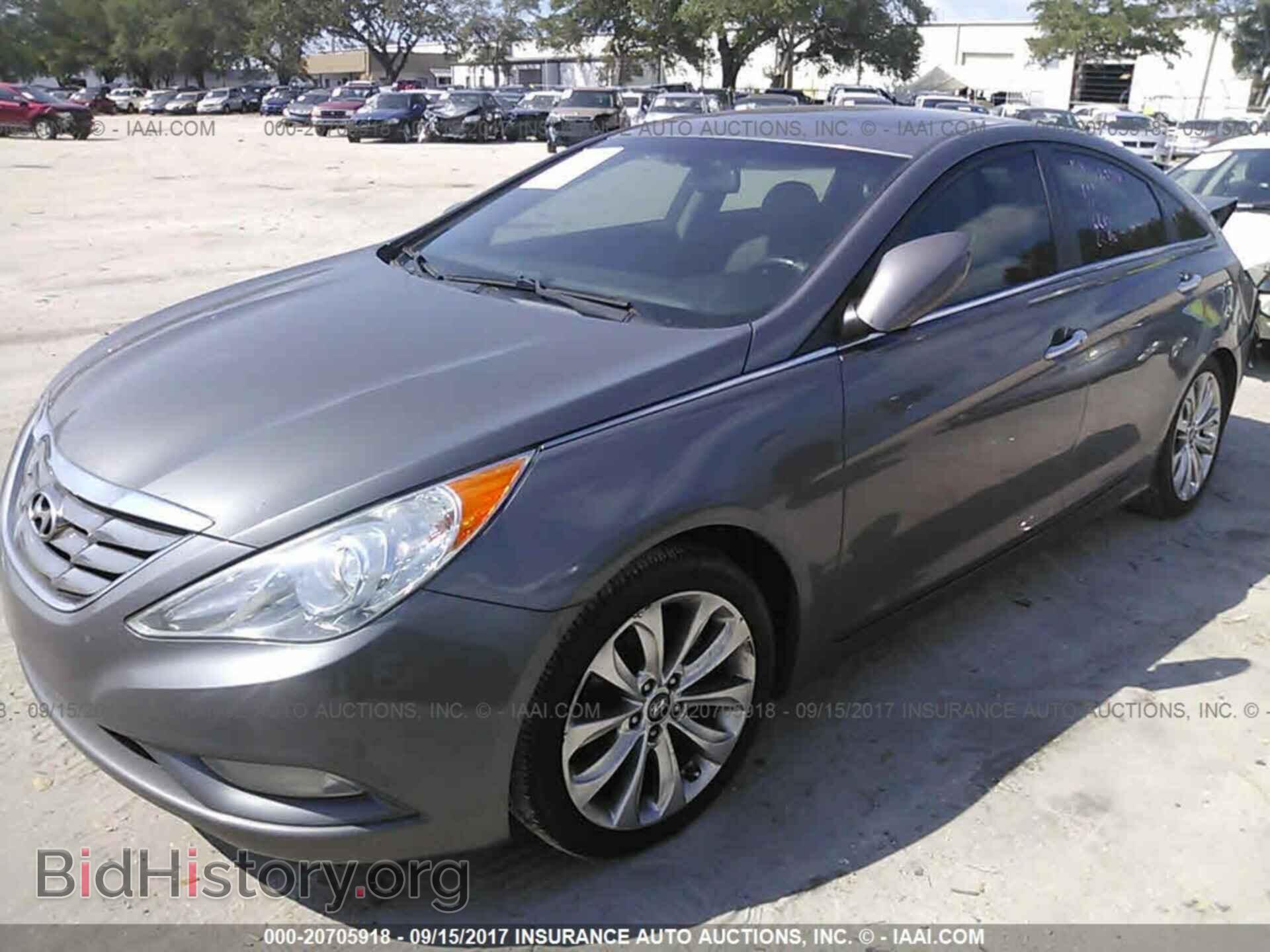 2012 Hyundai Sonata - VIN: 5NPEC4AC6CH415005 - Фото 2