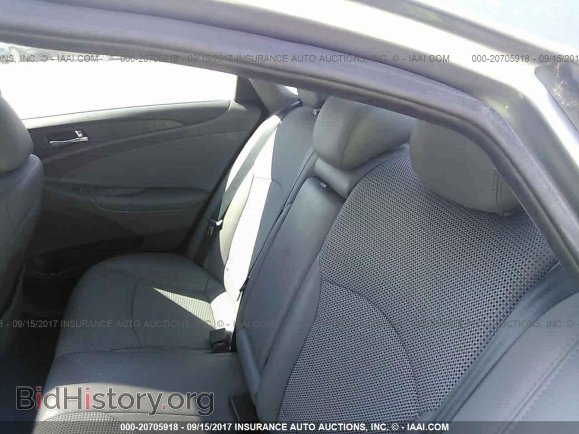 2012 Hyundai Sonata - VIN: 5NPEC4AC6CH415005 - Фото 8