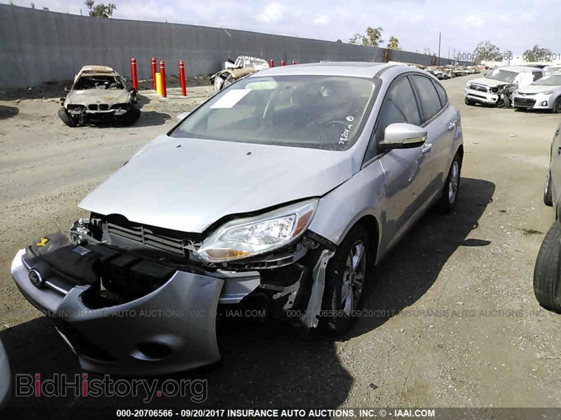 2013 Ford Focus - VIN: 1FADP3K23DL319321 - Фото 2