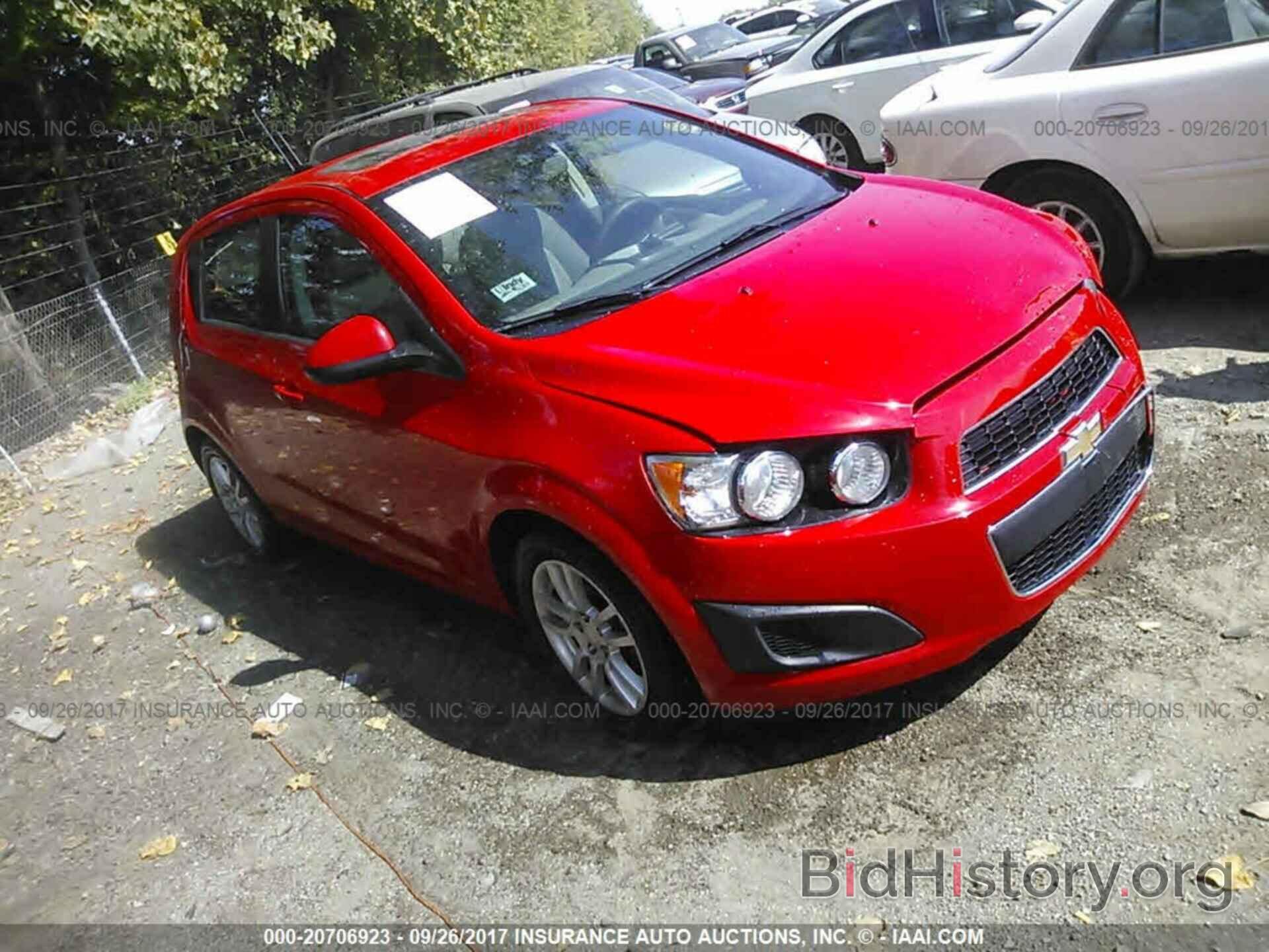 Photo 1G1JC6SBXF4155761 - Chevrolet Sonic 2015