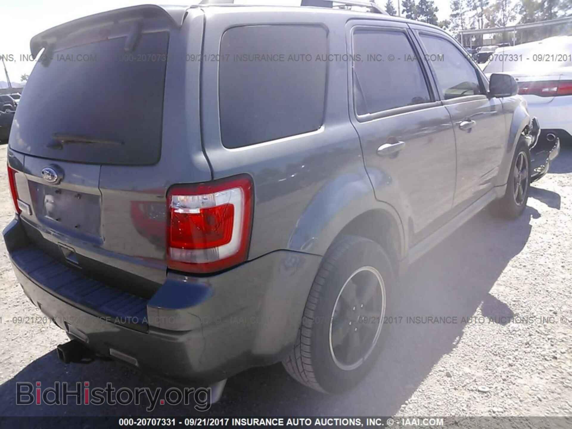 2011 Ford Escape - VIN: 1FMCU0D72BKC17853 - Фото 4