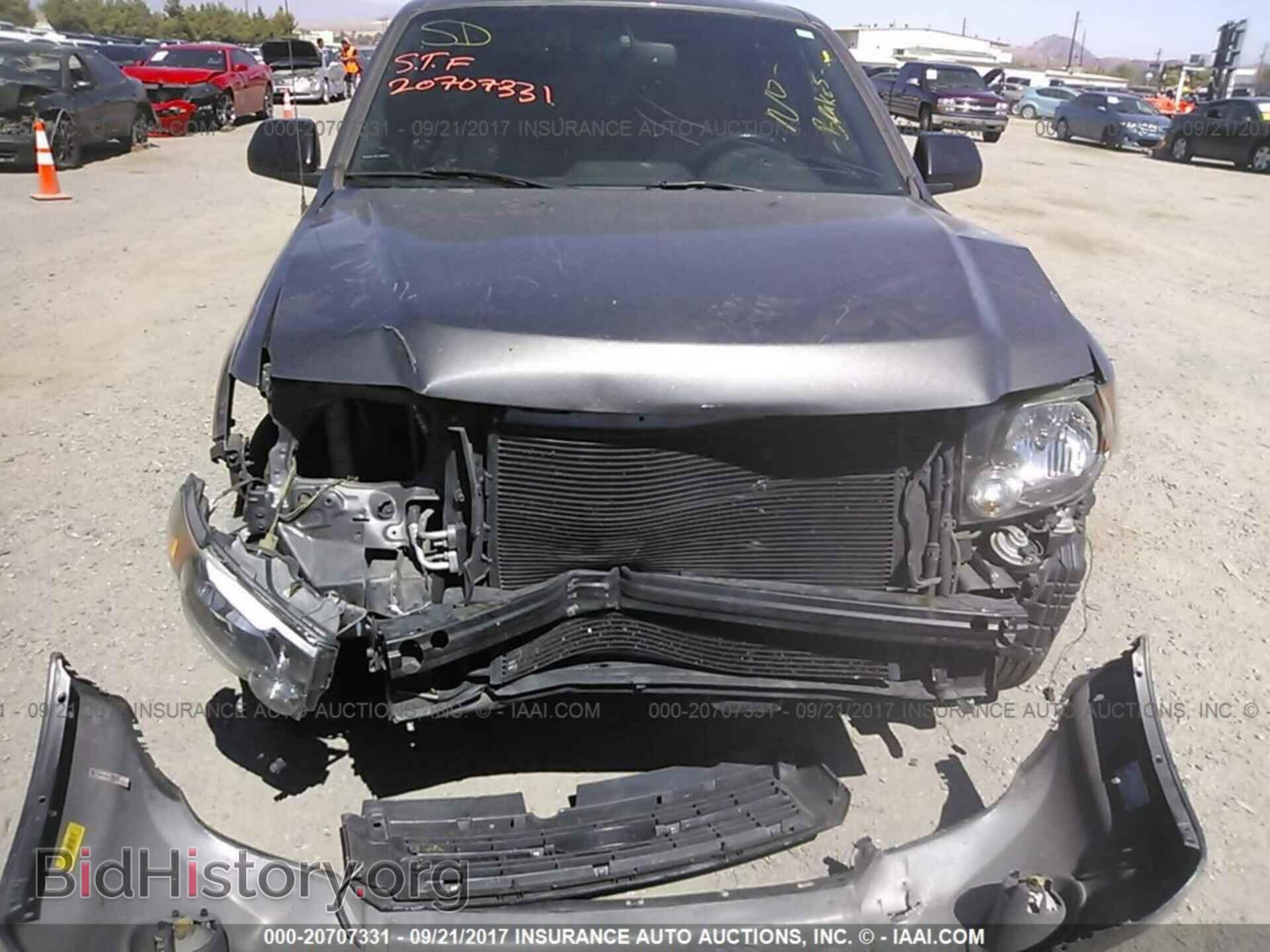 2011 Ford Escape - VIN: 1FMCU0D72BKC17853 - Фото 6