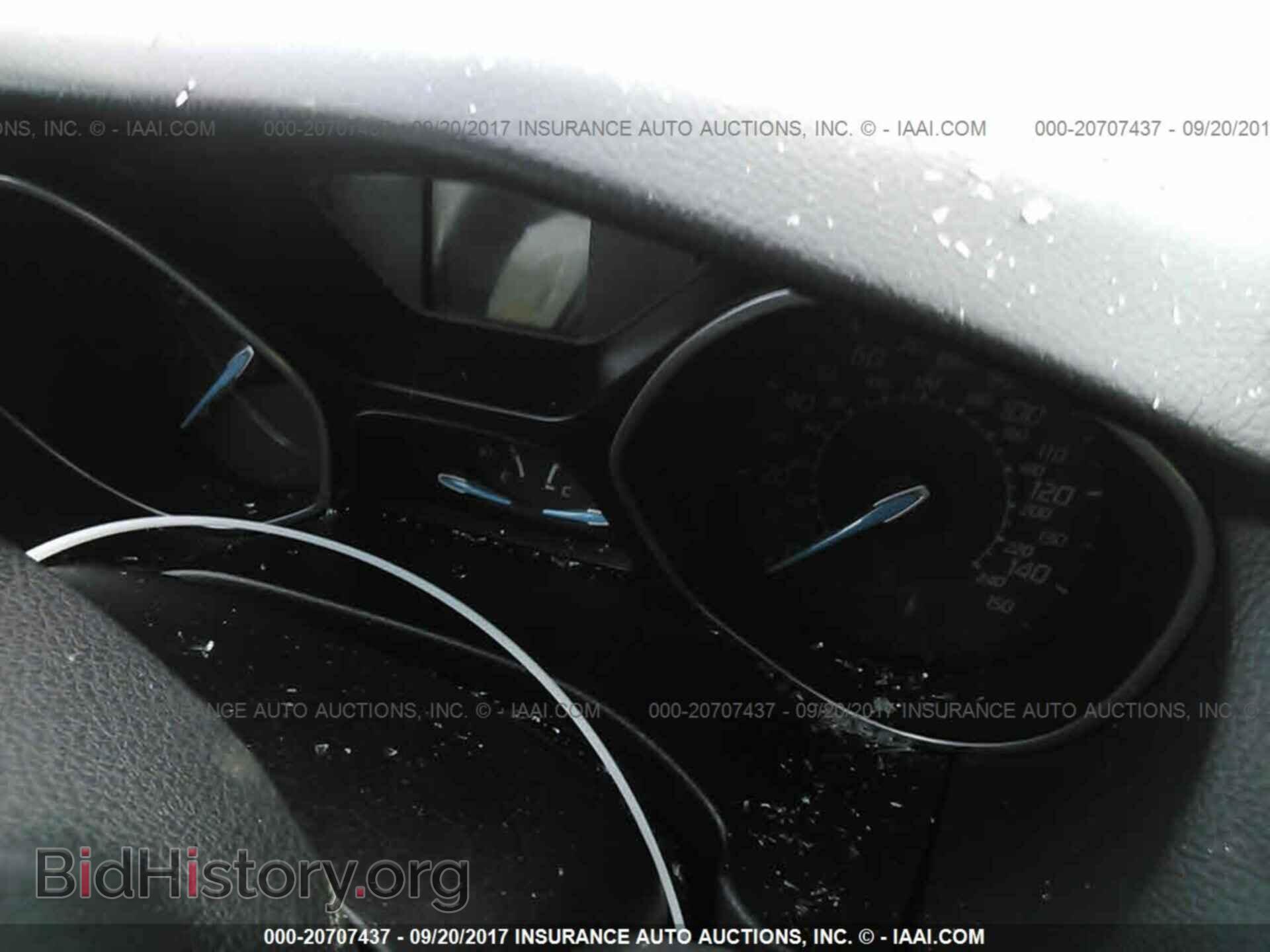 2012 Ford Focus - VIN: 1FAHP3F25CL207498 - Photo 7