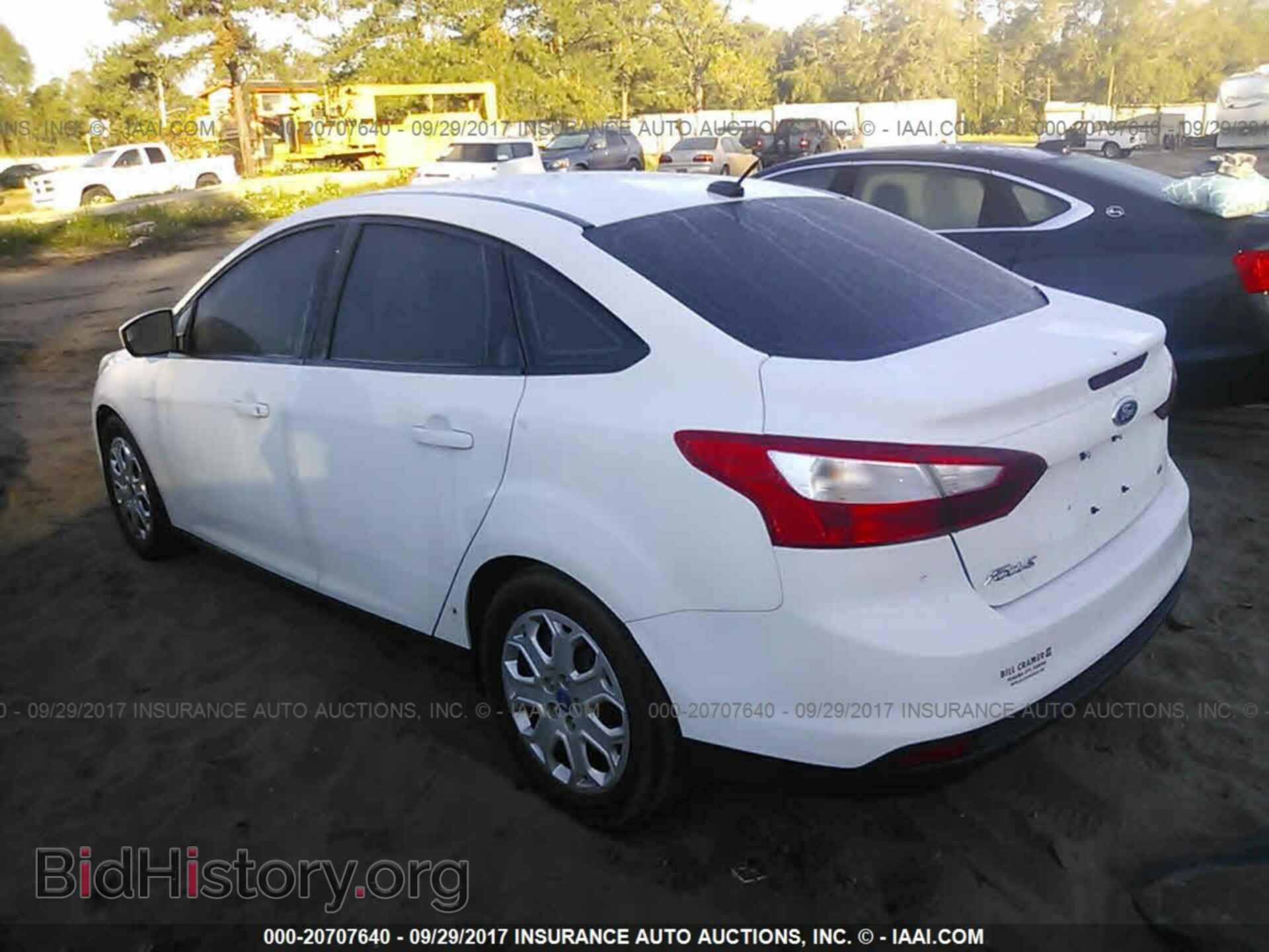 2012 Ford Focus - VIN: 1FAHP3F29CL179737 - Photo 3