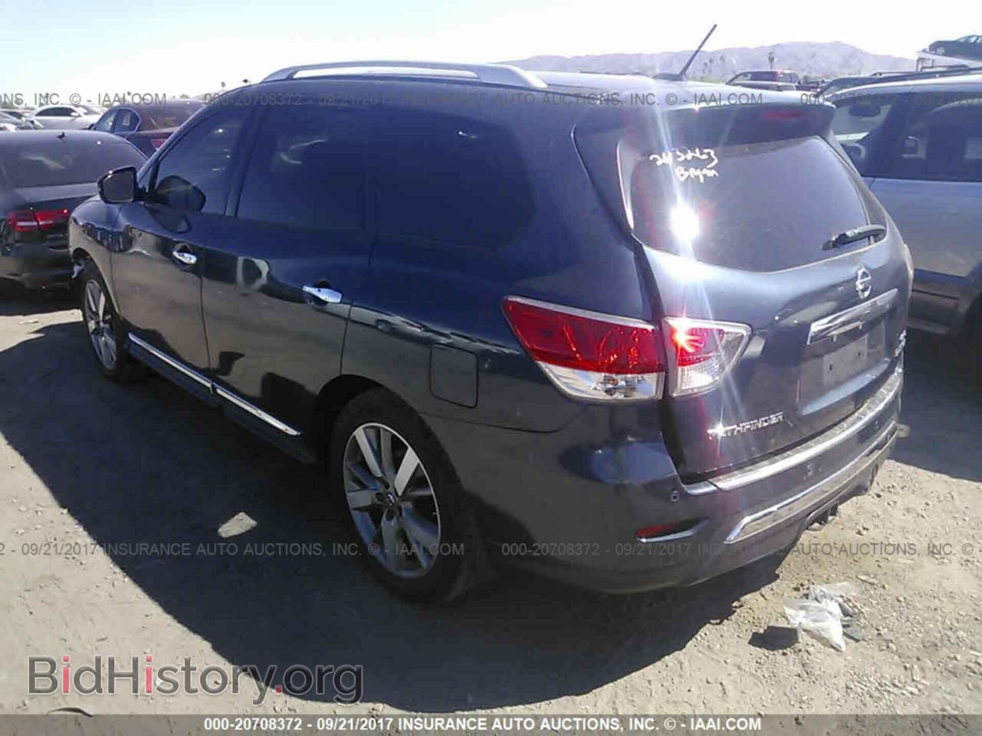 2014 Nissan Pathfinder - VIN: 5N1AR2MM0EC623364 - Фото 3