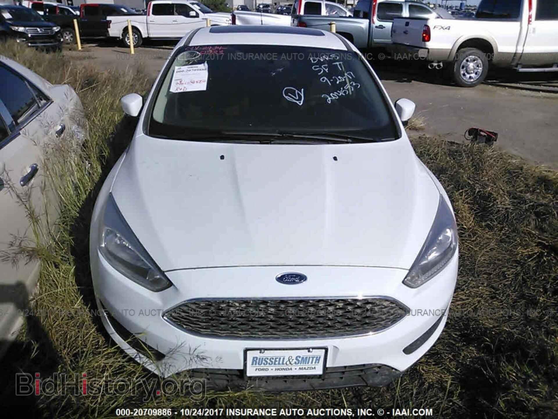 2015 Ford Focus - VIN: 1FADP3F21FL204553 - Photo 6