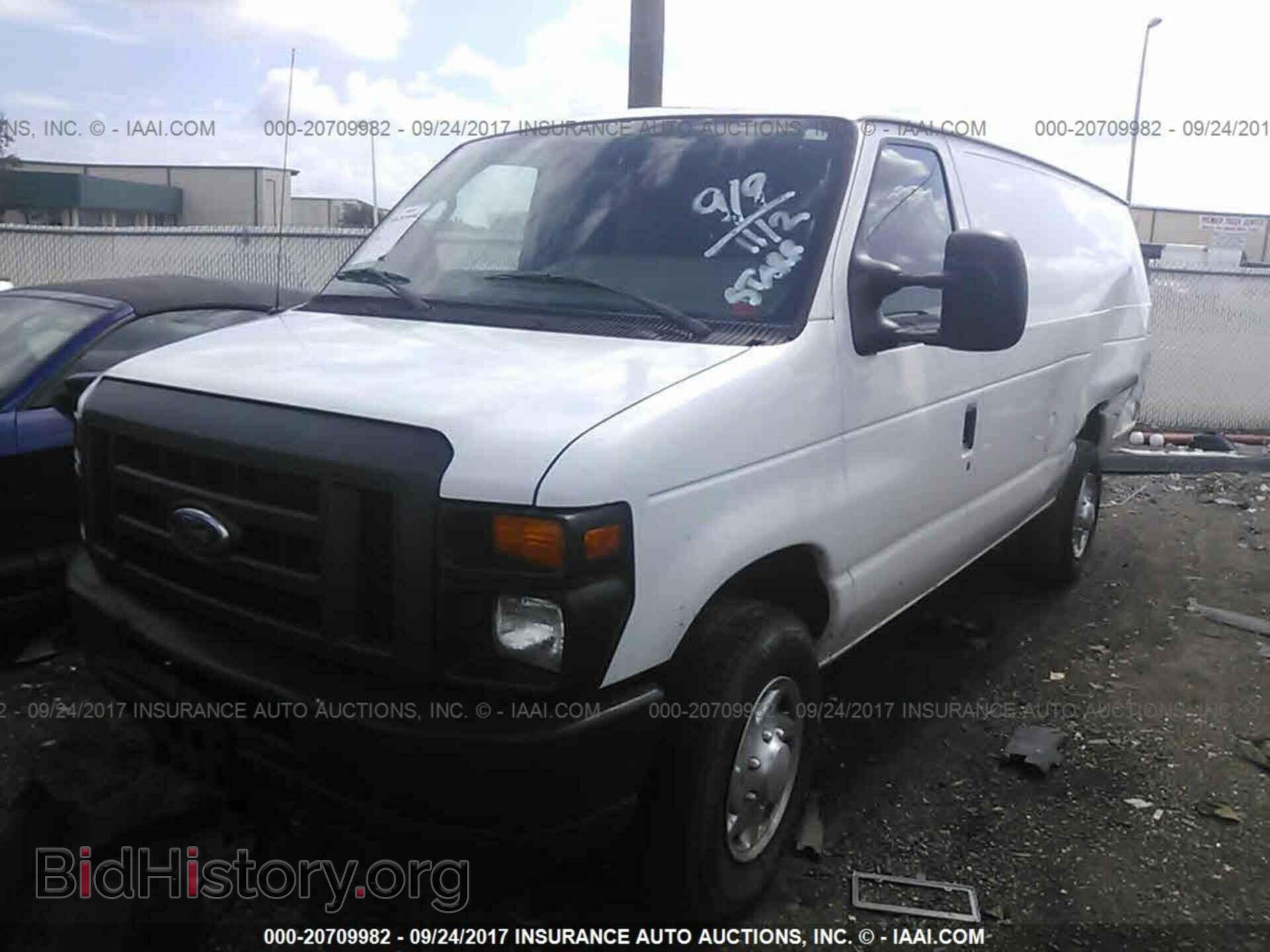 2013 Ford Econoline - VIN: 1FTNS2EW8DDA73530 - Photo 2