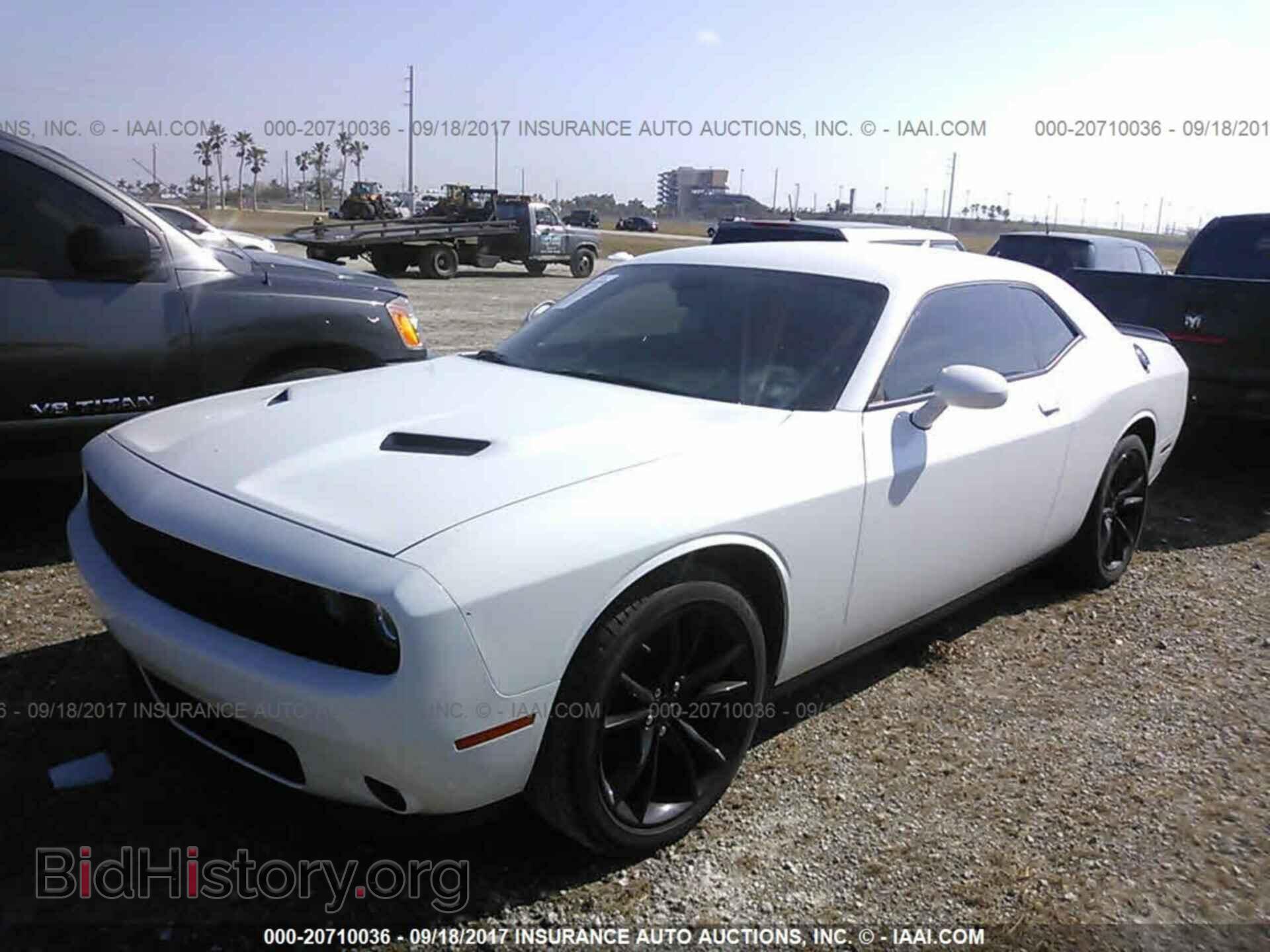 2016 Dodge Challenger - VIN: 2C3CDZAG8GH166343 - Photo 2